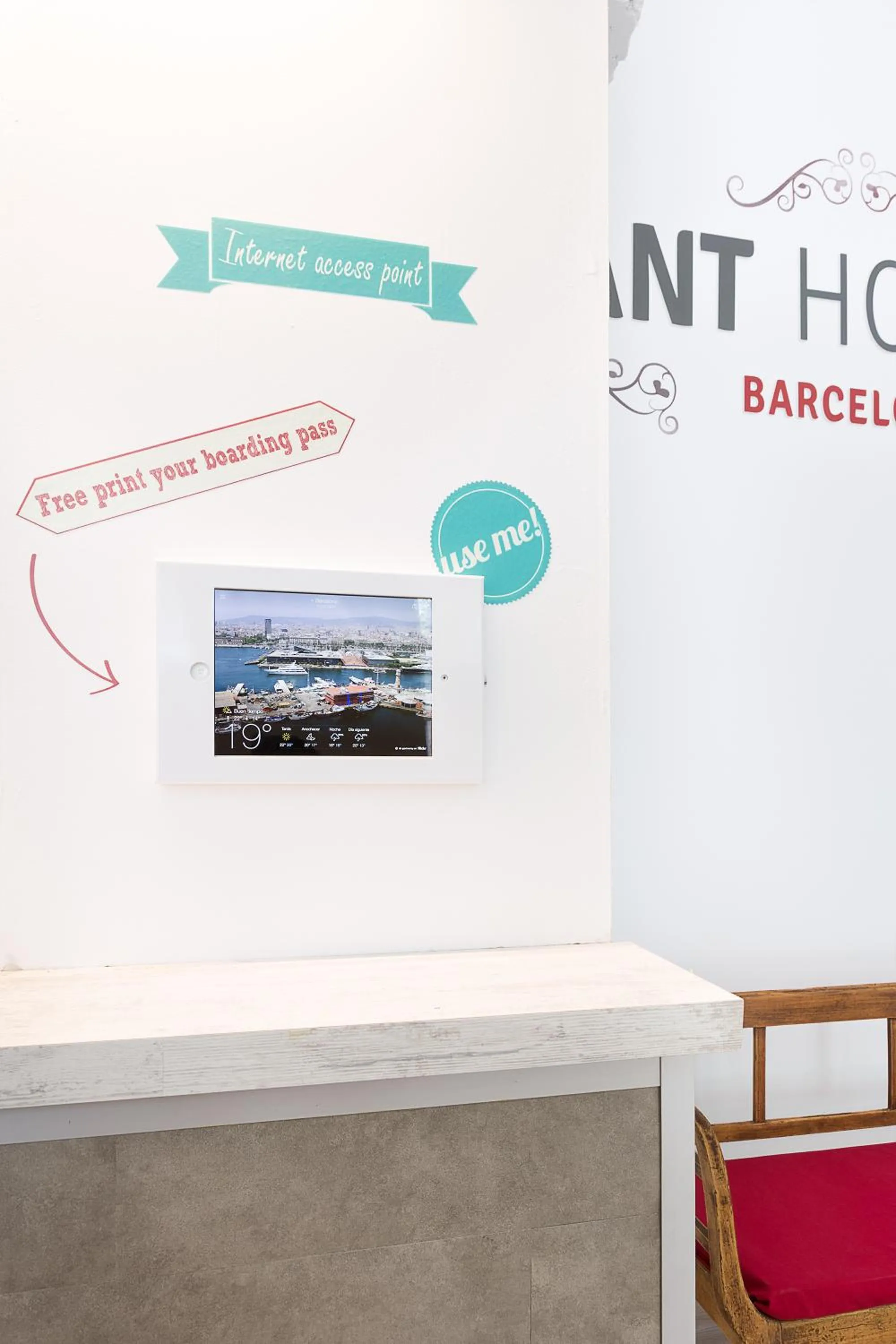 Lobby or reception in Ant Hostel Barcelona