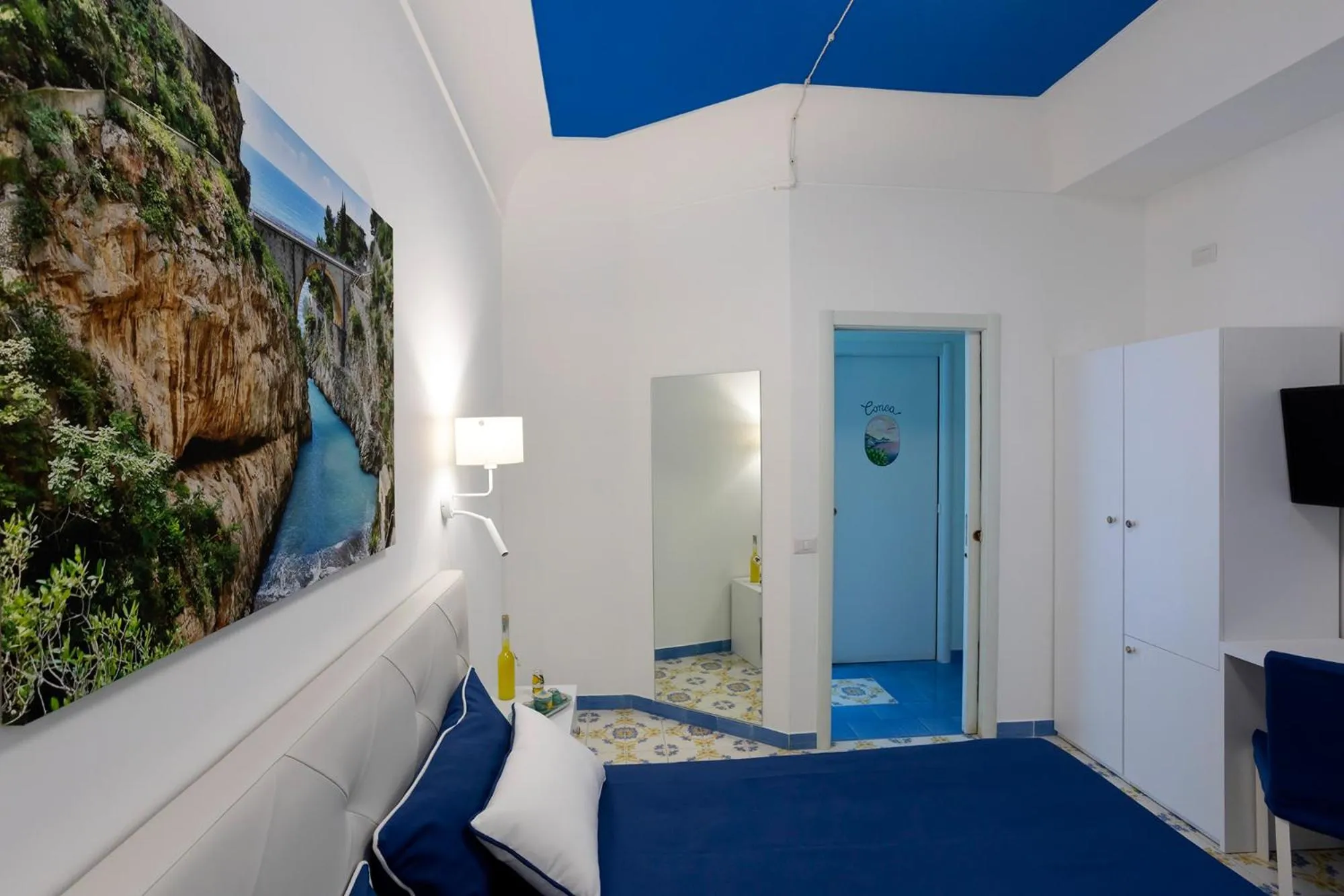 Bed in Locanda Costa D'Amalfi