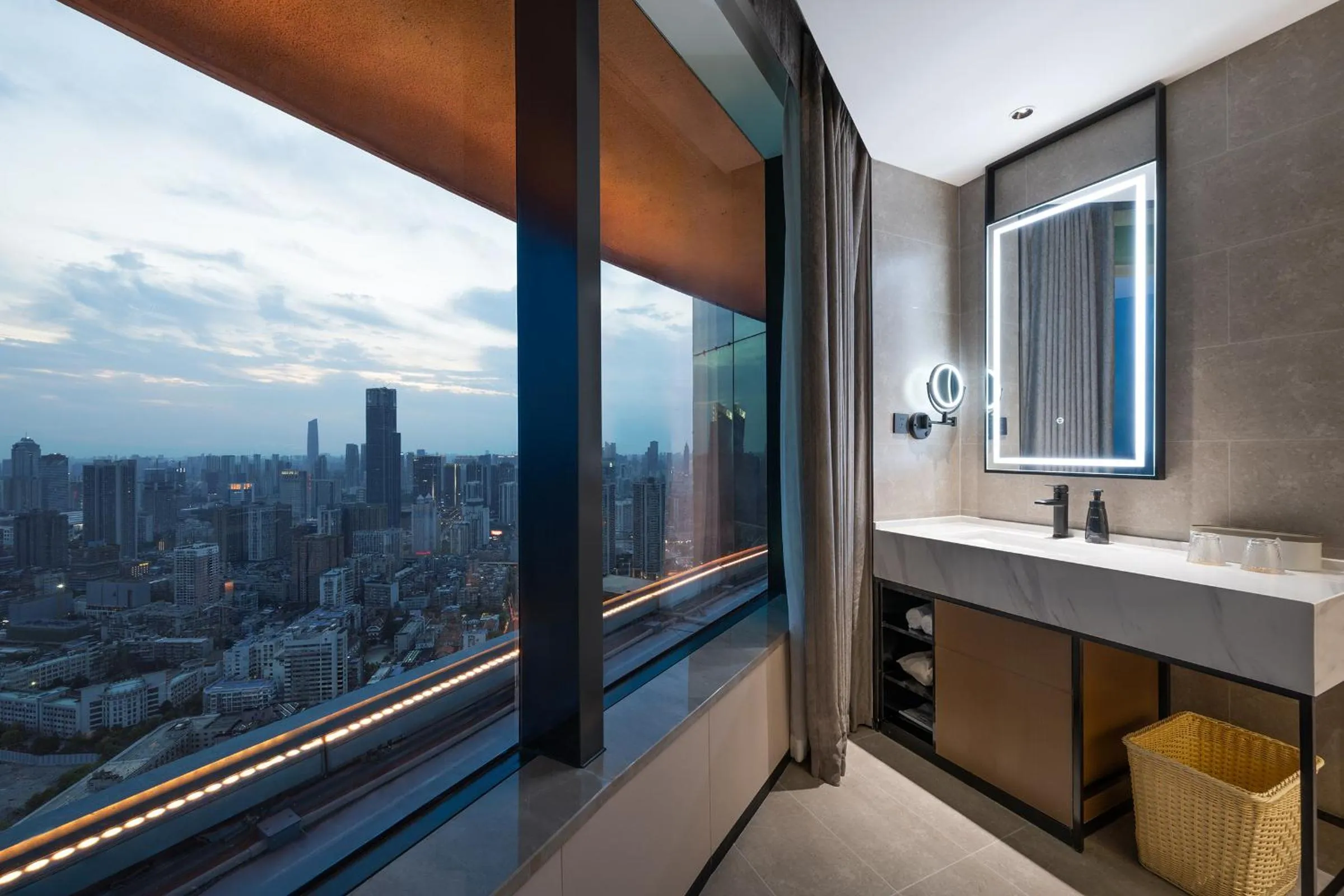 City view in Atour Hotel Wuhan Riverview Jianghan Road Pedestrian Street