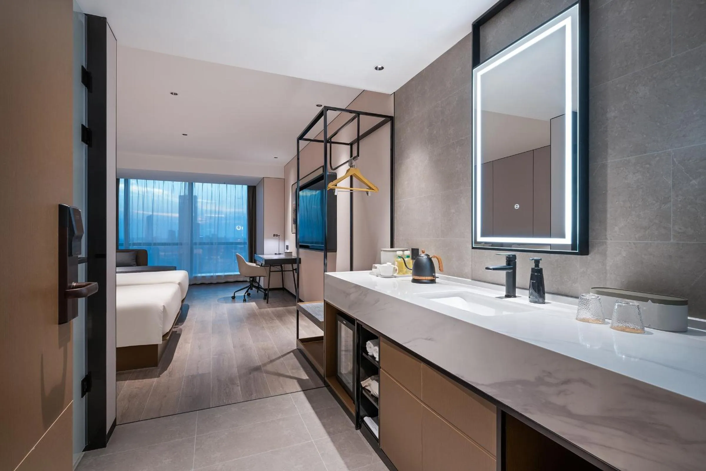 Bedroom, Bed in Atour Hotel Wuhan Riverview Jianghan Road Pedestrian Street