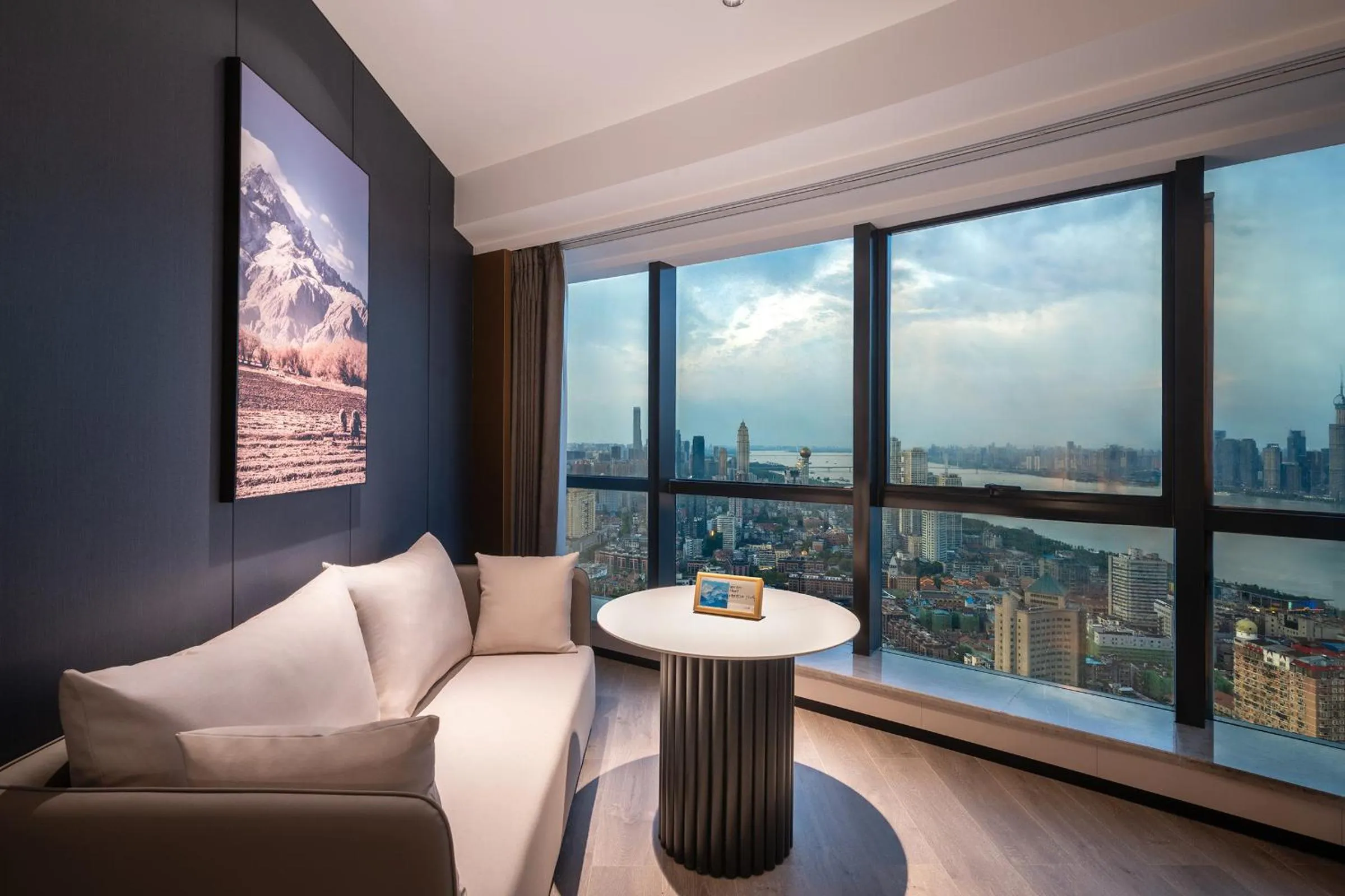 Living room in Atour Hotel Wuhan Riverview Jianghan Road Pedestrian Street