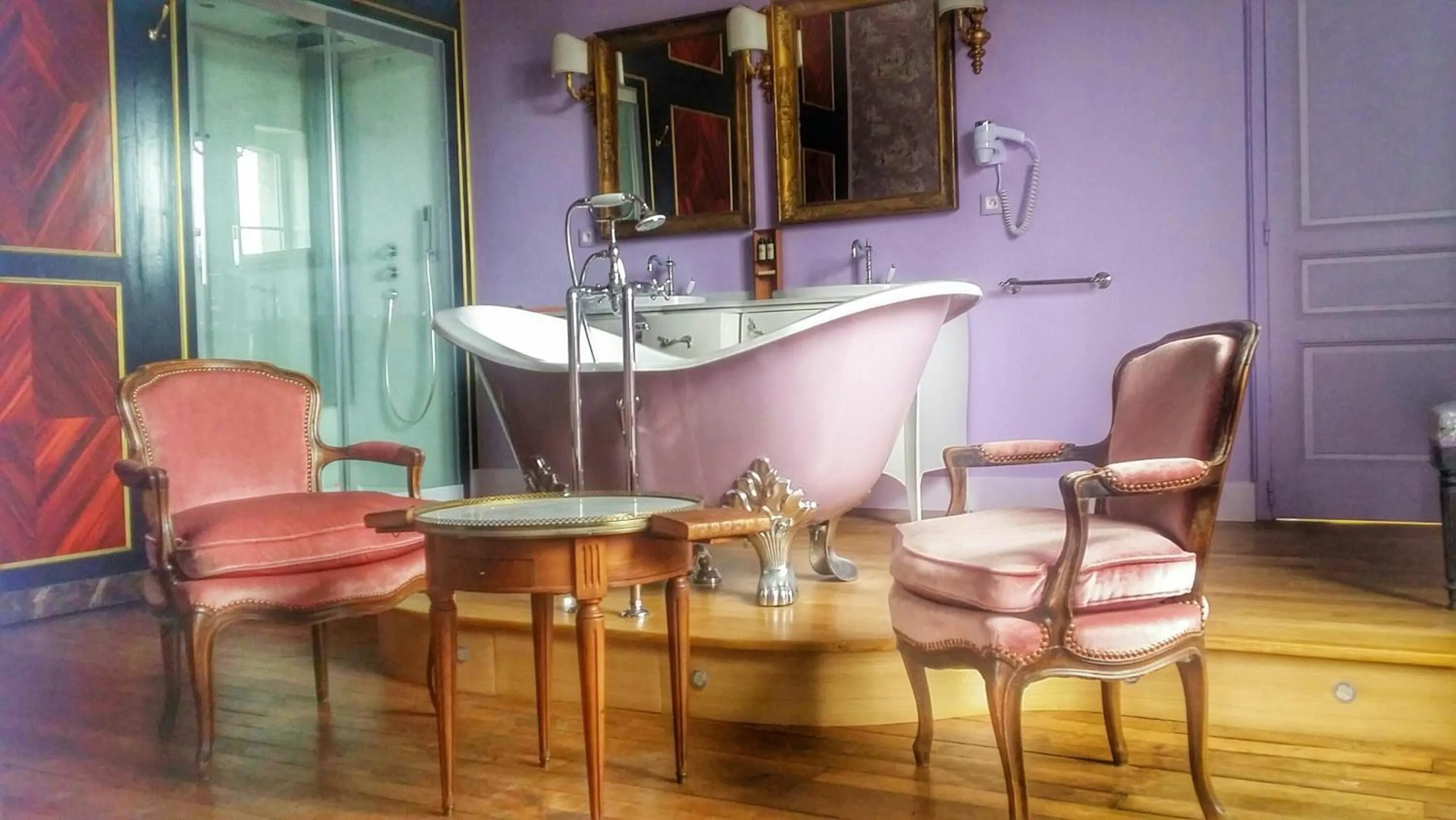 Seating area in Château de Chantore