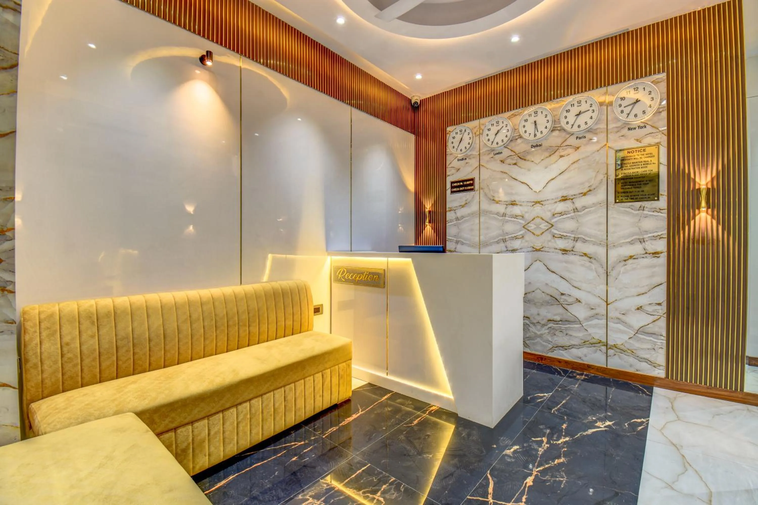 Lobby or reception in Hotel Majestic Crest Sakinaka