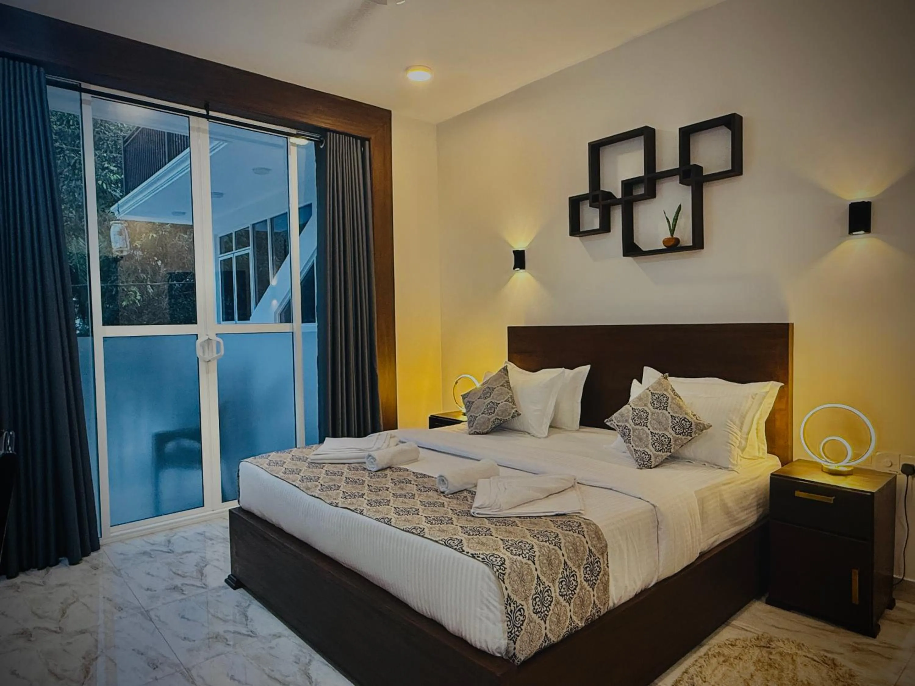 Bed in Aloe Transit Hotel