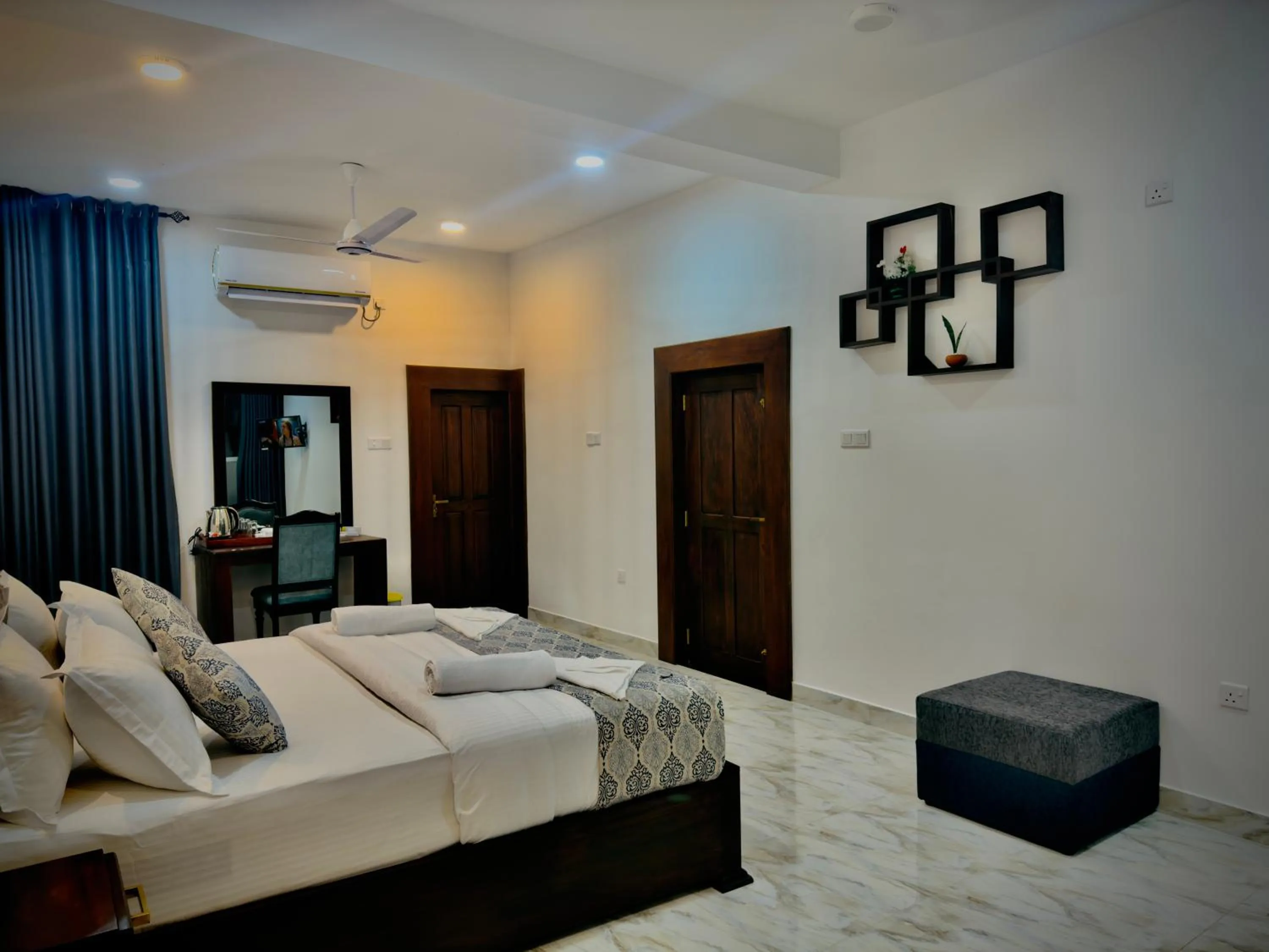 Bed in Aloe Transit Hotel