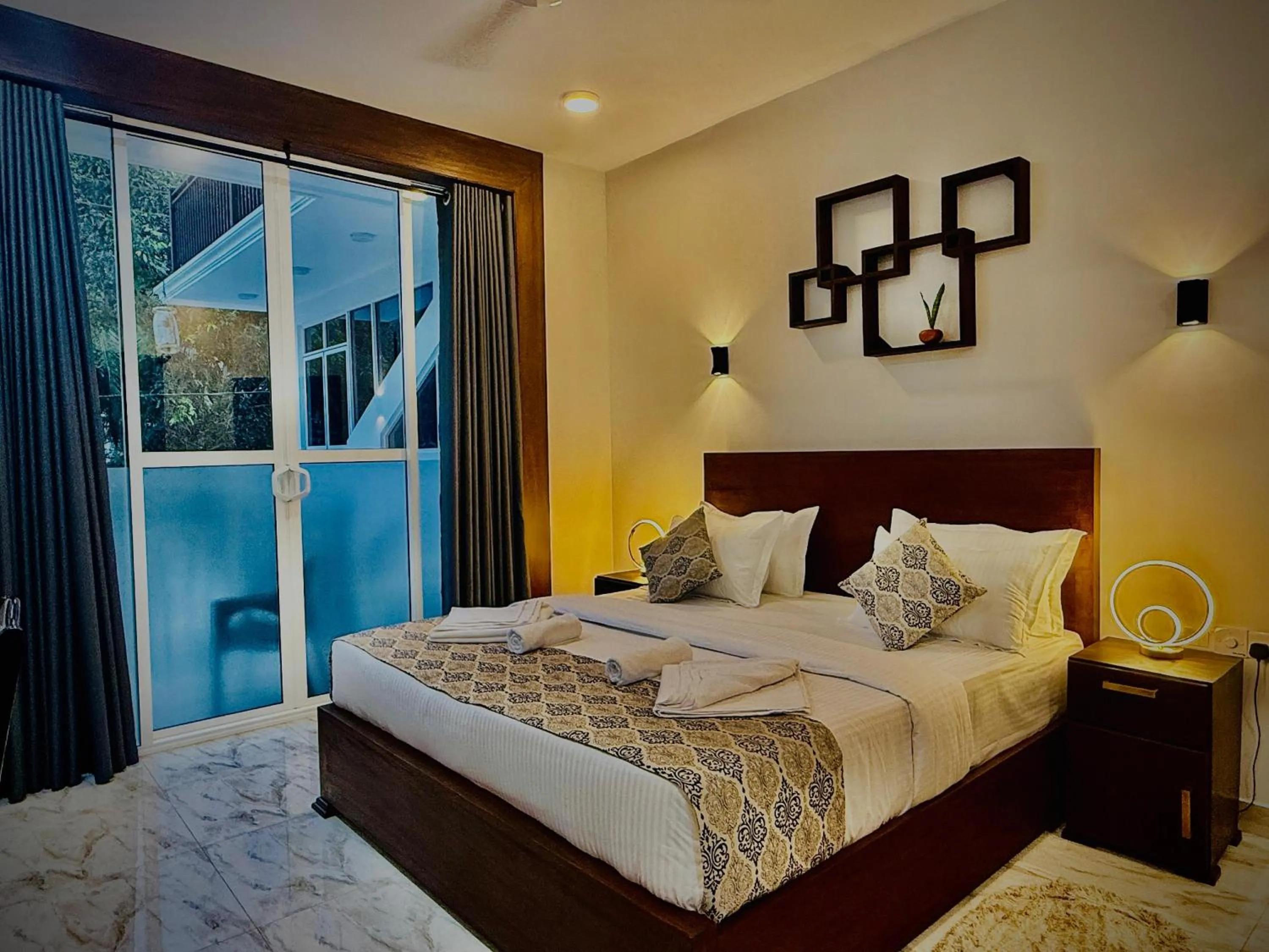 Bed in Aloe Transit Hotel