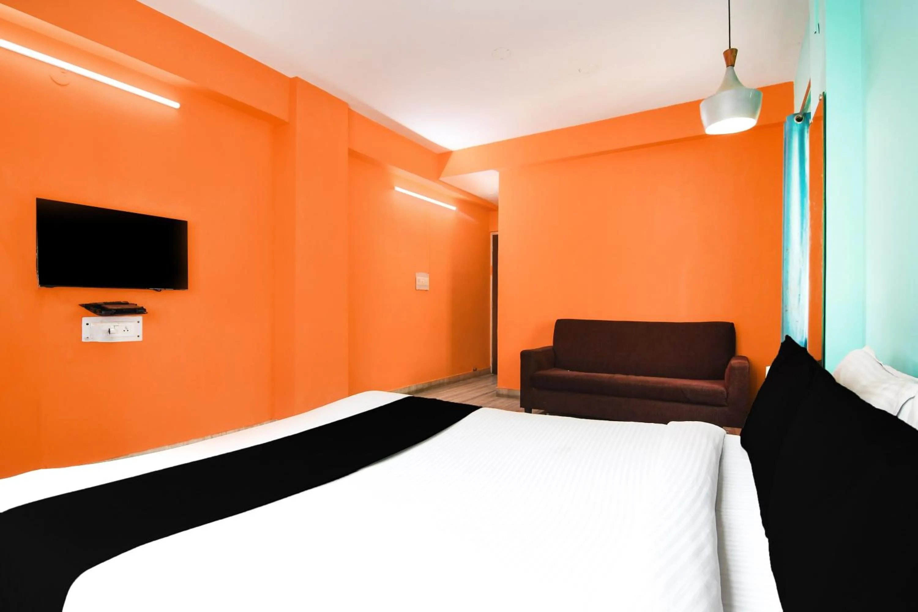 Bedroom, Bed in Hotel O Kolstay Inn