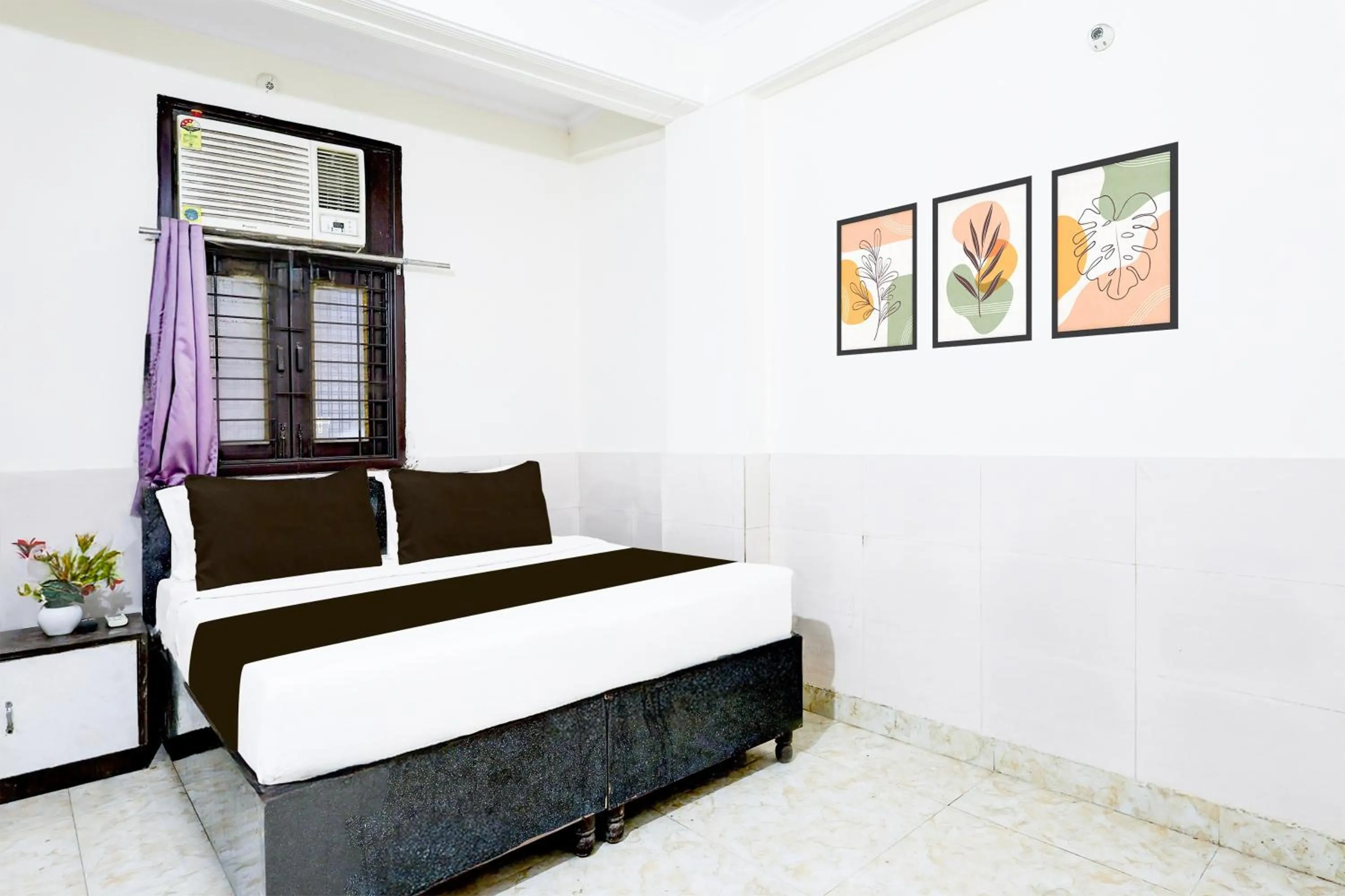 Bedroom, Bed in Hotel O Fazalpur