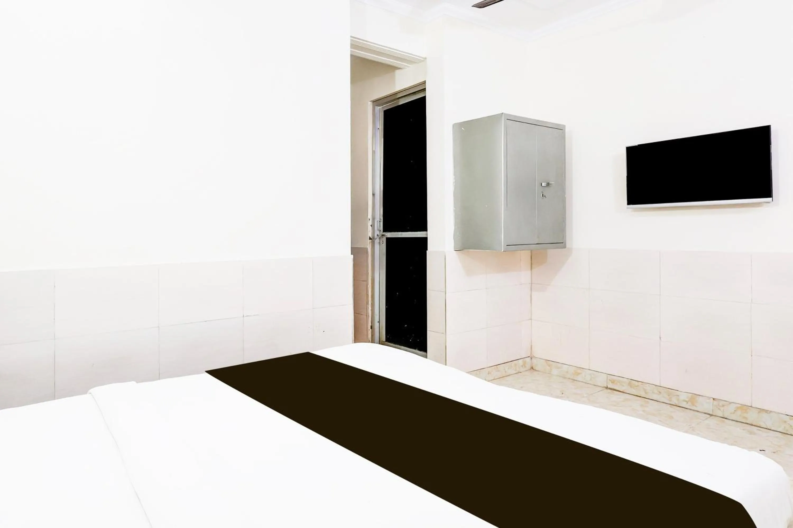 Bedroom, Bed in Hotel O Fazalpur