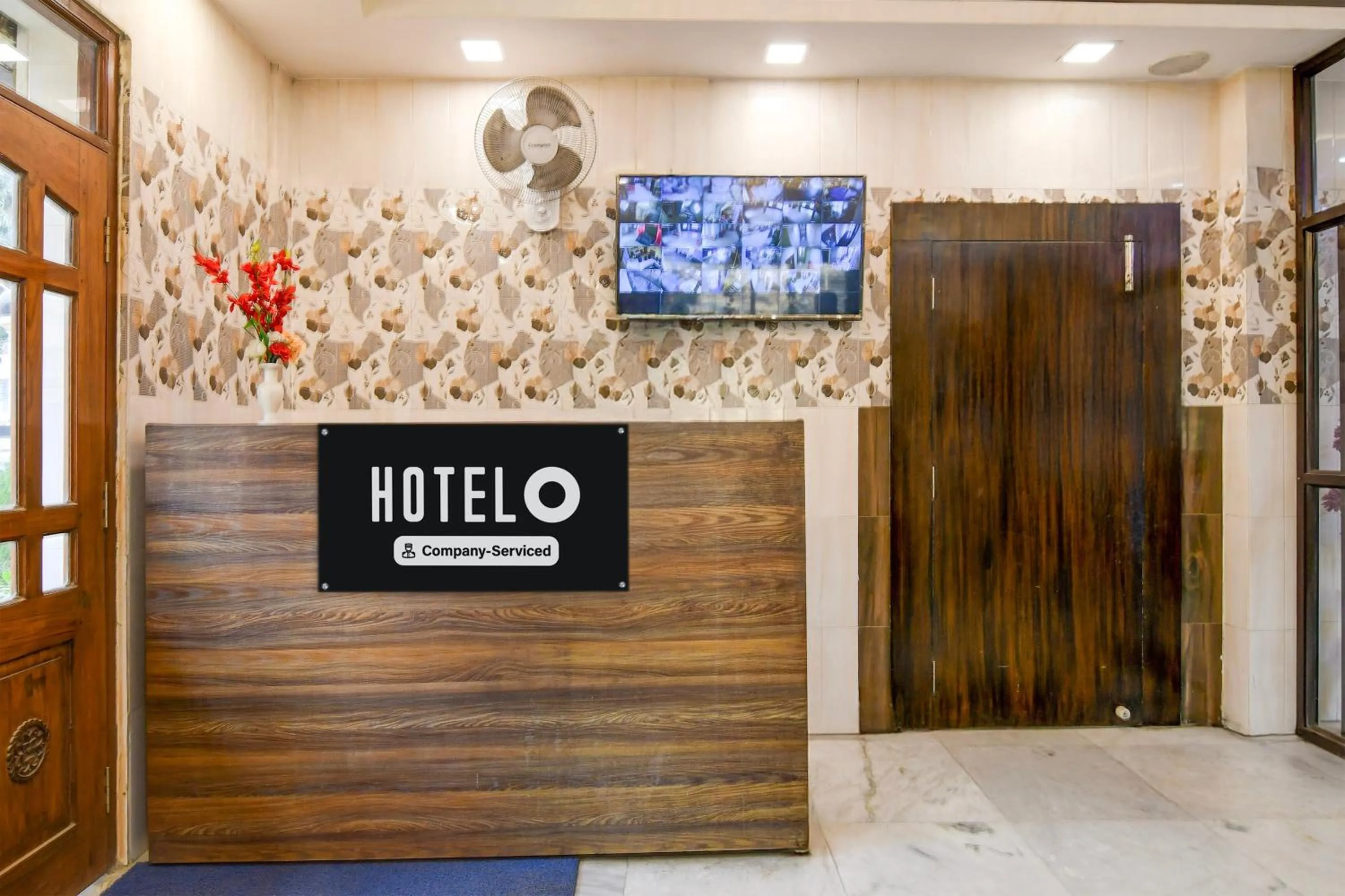 Lobby or reception in Hotel O Beleghata Formerly Santoshi Banquet And Marriage Hall