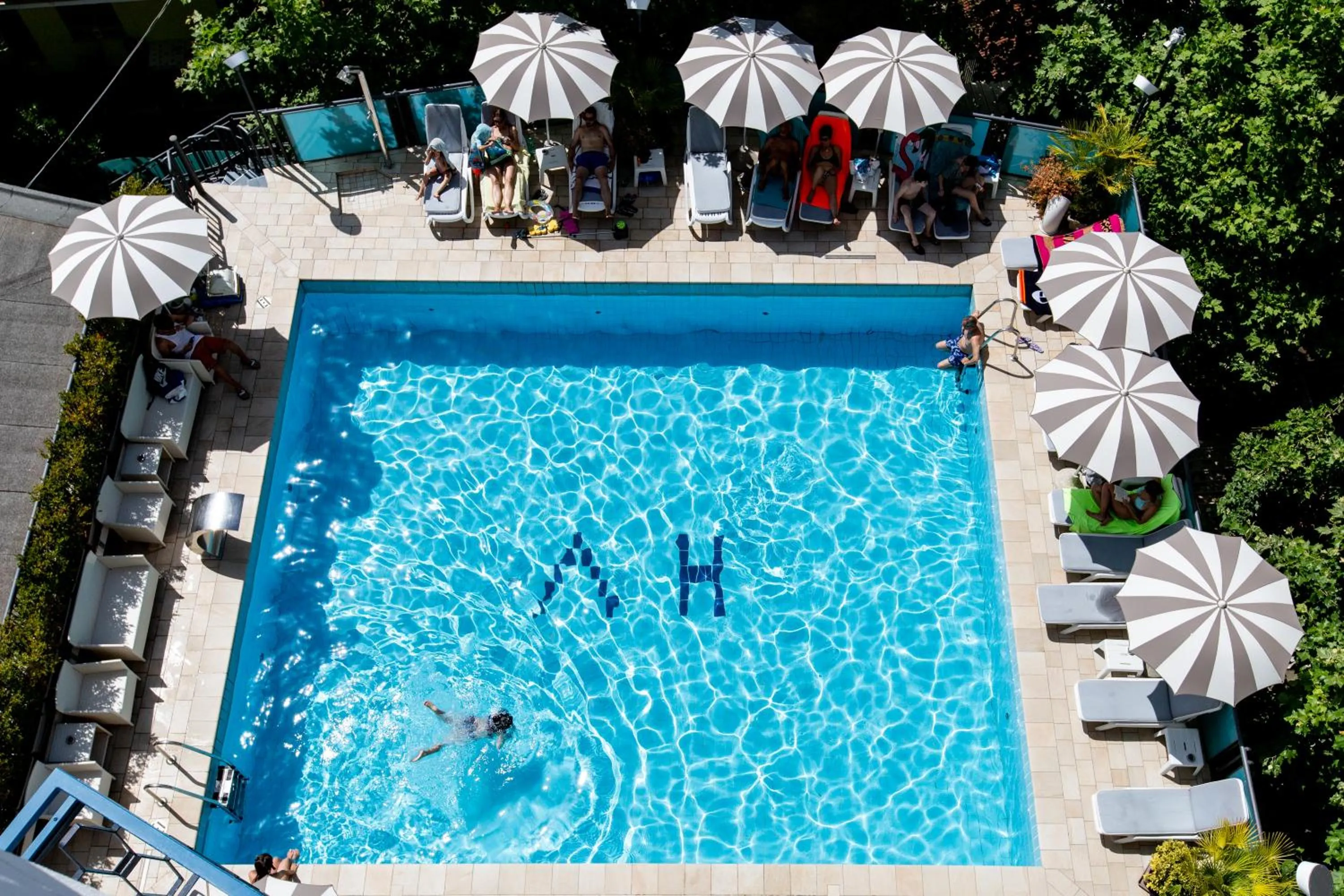 Pool view in Hotel Verona