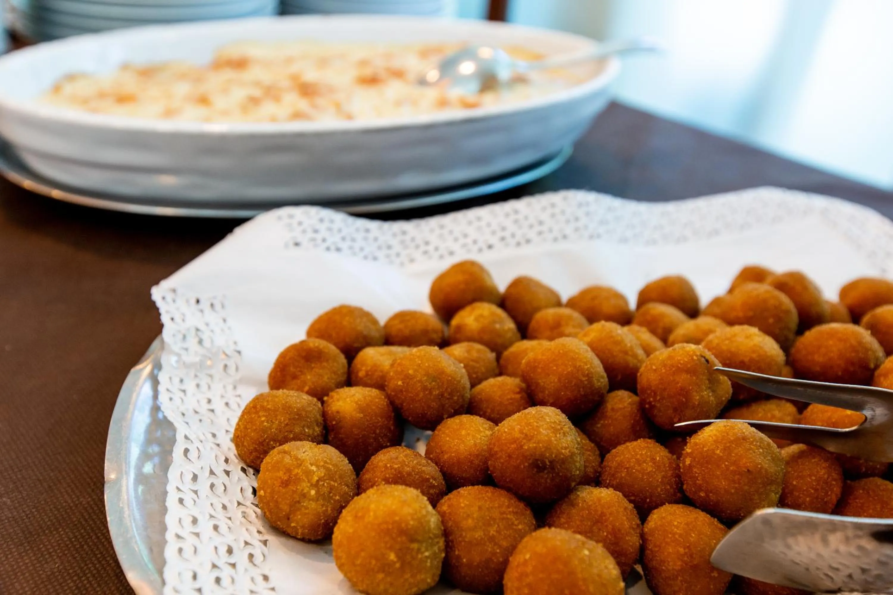 Restaurant/places to eat in Hotel Verona