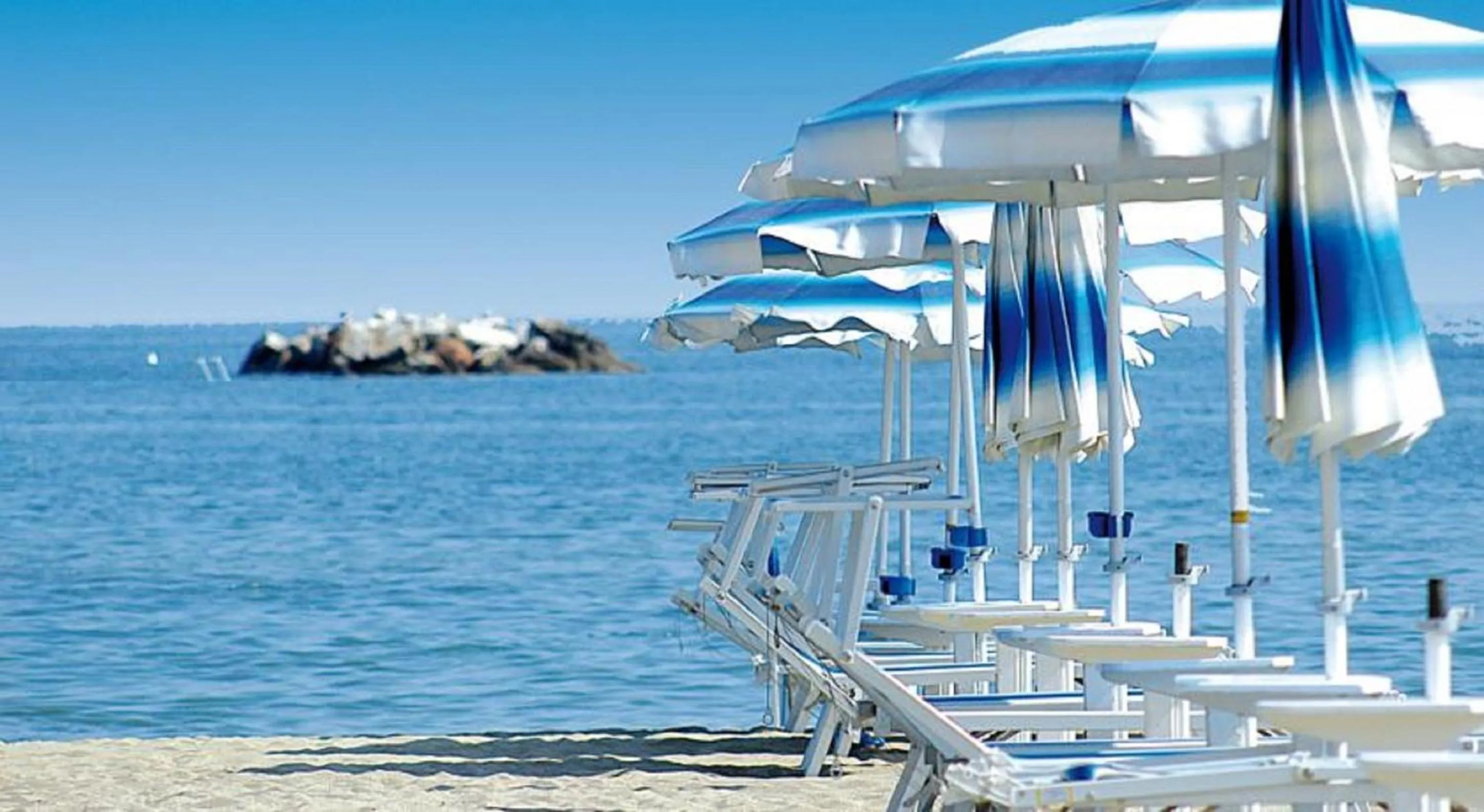 Beach in Hotel Verona