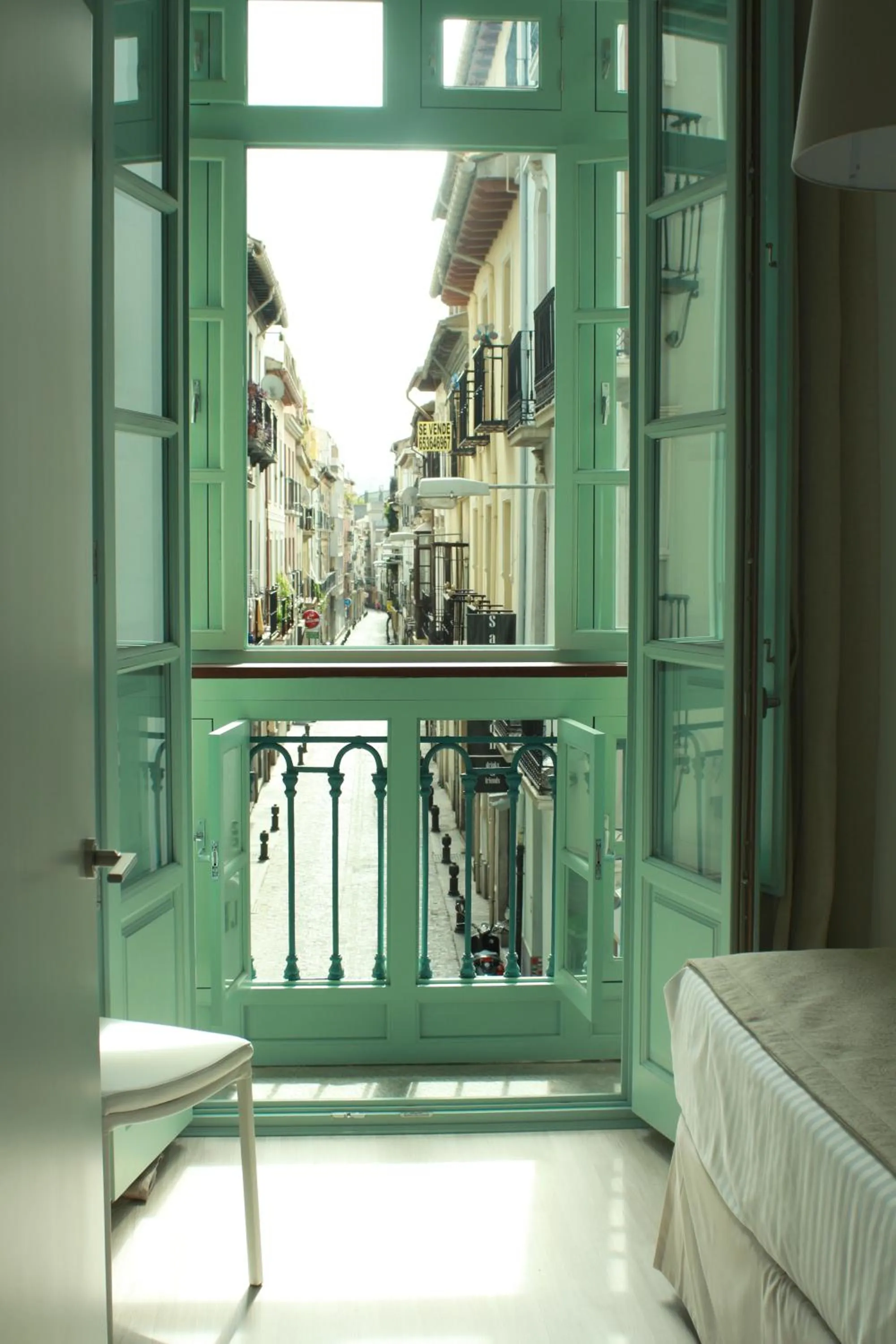 Day in Palacio Cabrera - Lillo