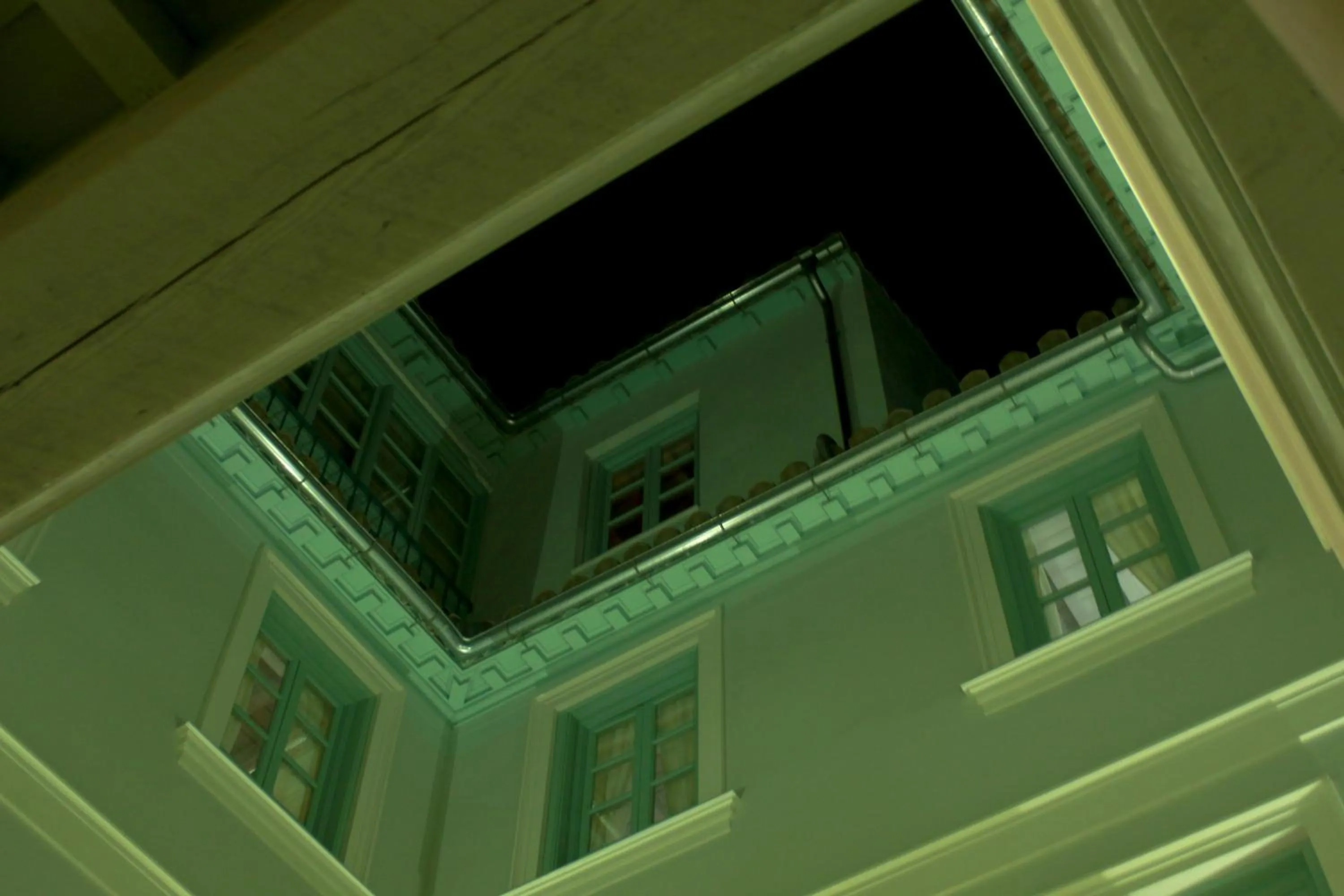 Night in Palacio Cabrera - Lillo