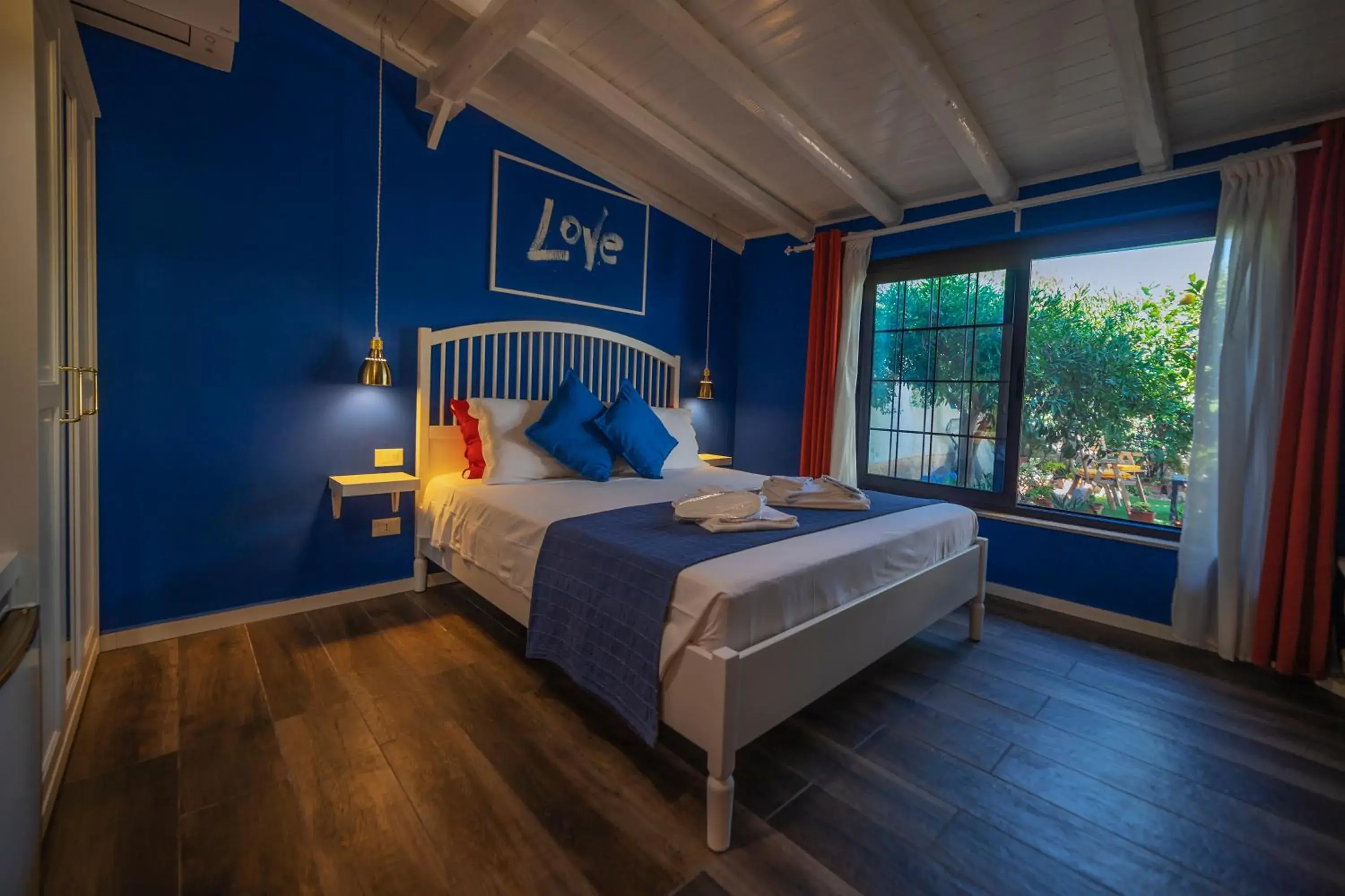 Double Room with Patio - single occupancy in B&B Le Saline Double Room with Patio - single occupancy in B&B Le Saline