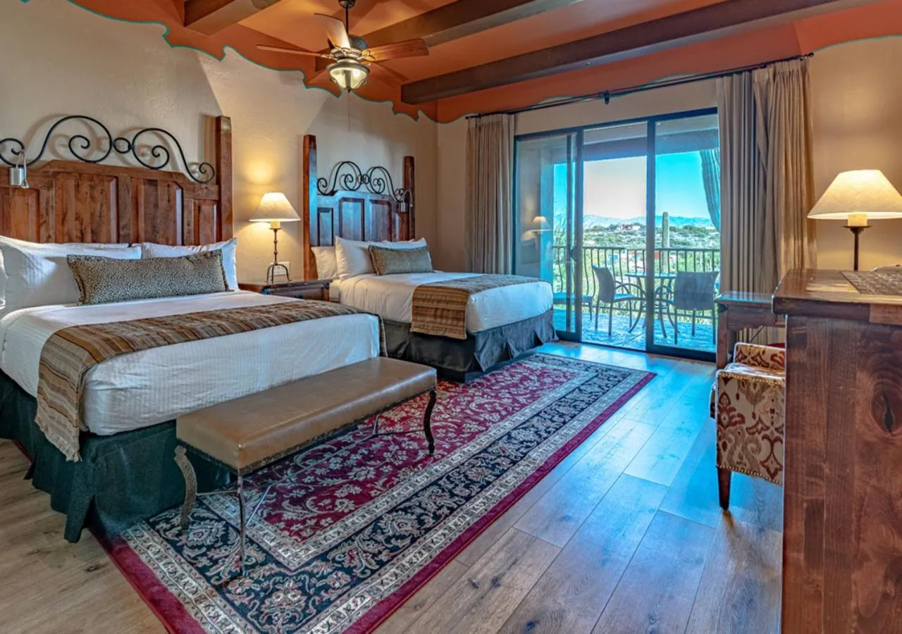 Bedroom, Bed in Hacienda del Sol Guest Ranch Resort