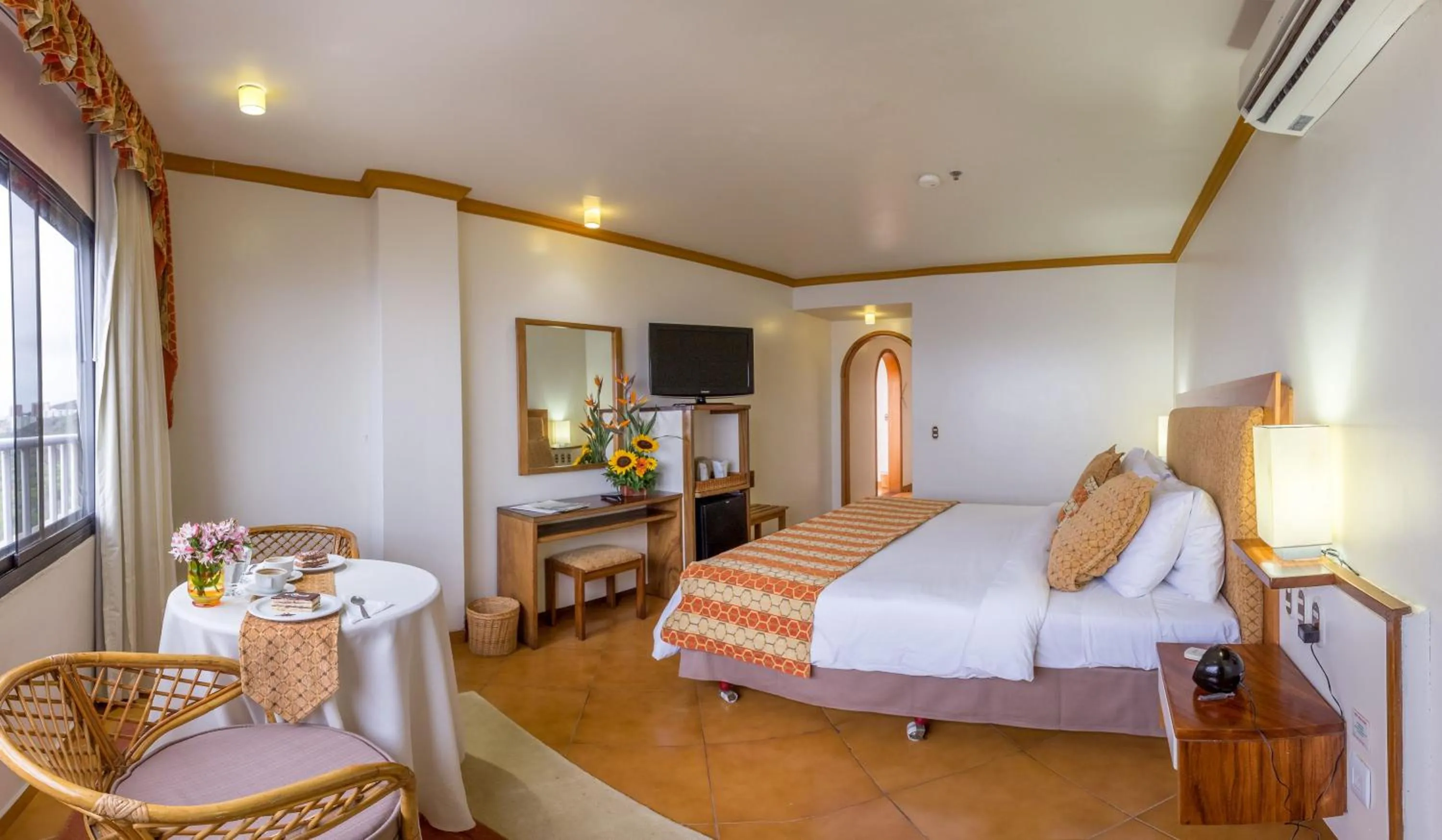 Photo of the whole room, Bed in Hotel Olé Caribe