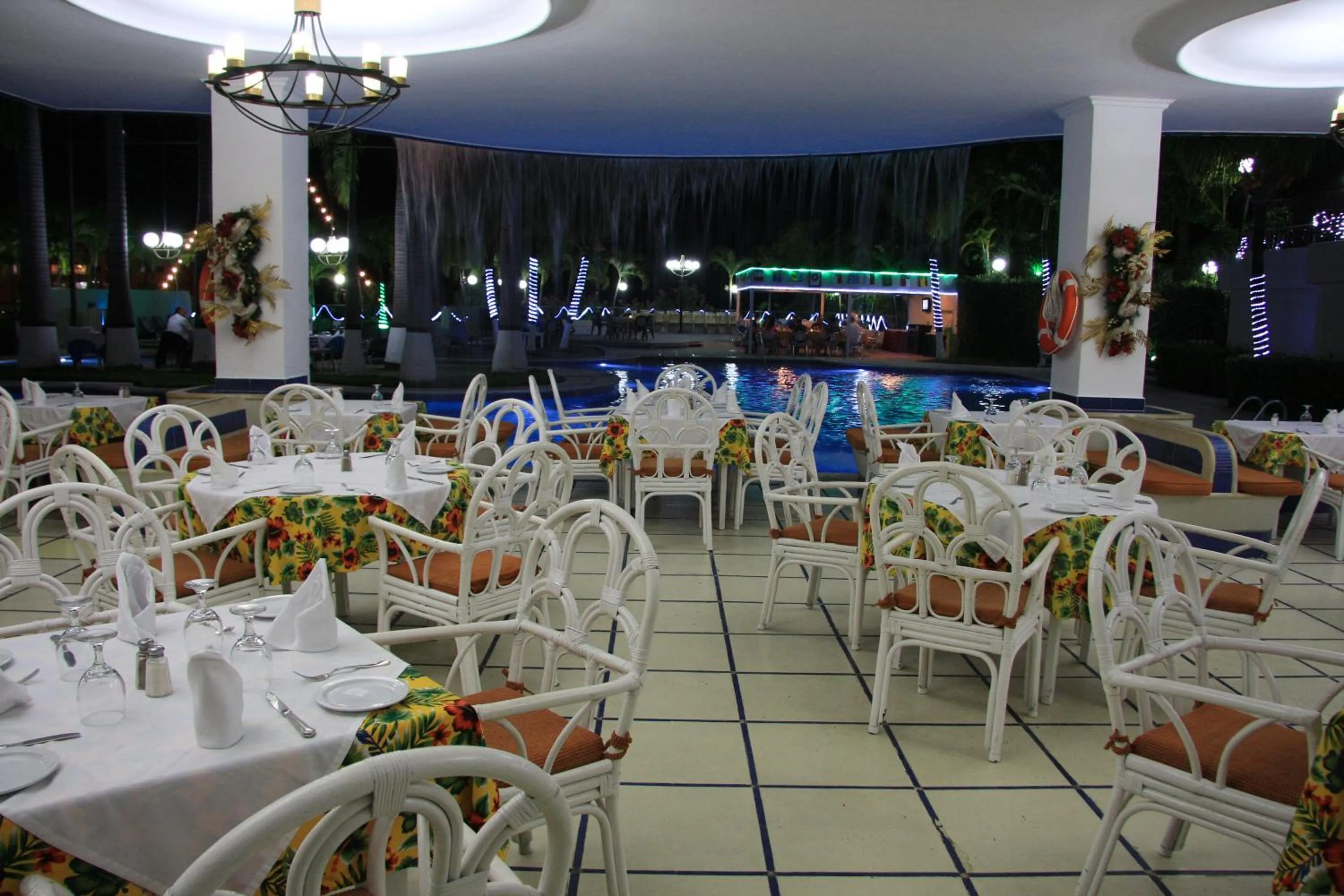 Restaurant/places to eat in Hotel Olé Caribe