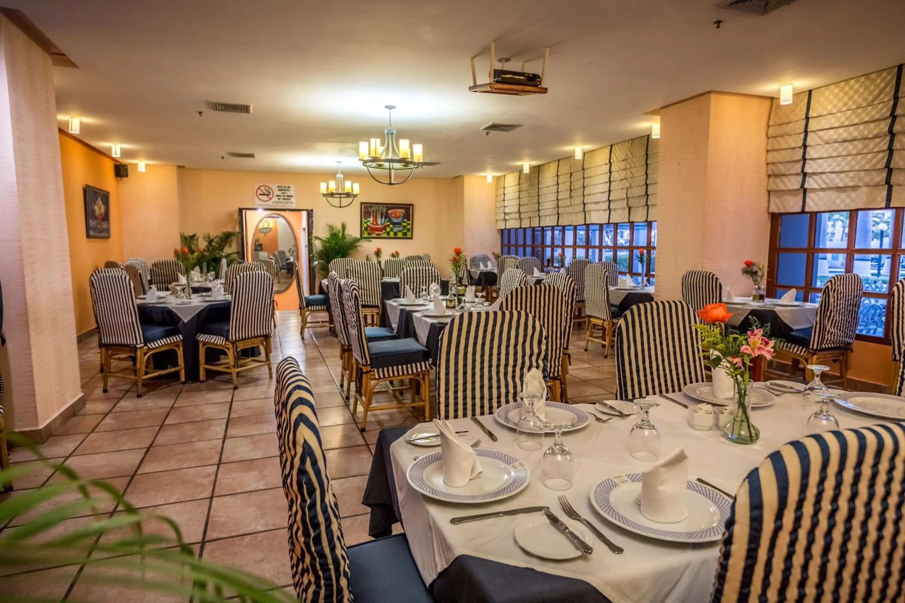 Restaurant/places to eat in Hotel Olé Caribe