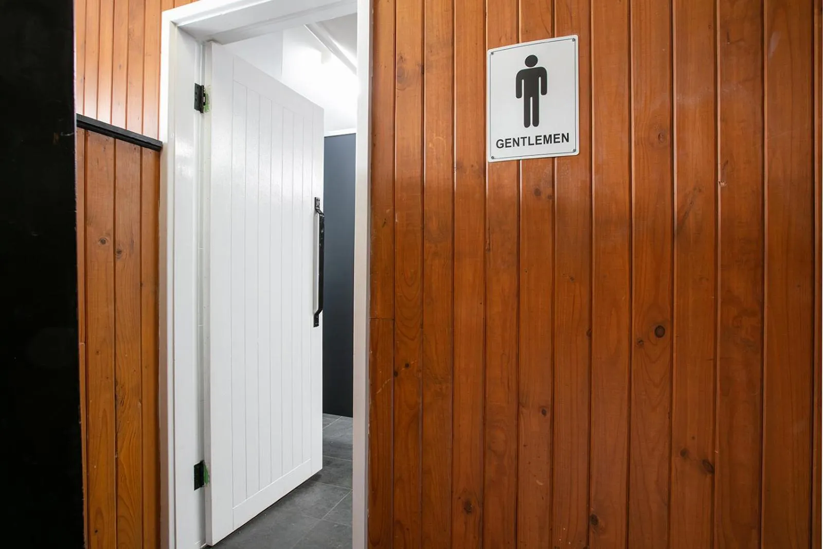 Bathroom in Kookaburra Lodge