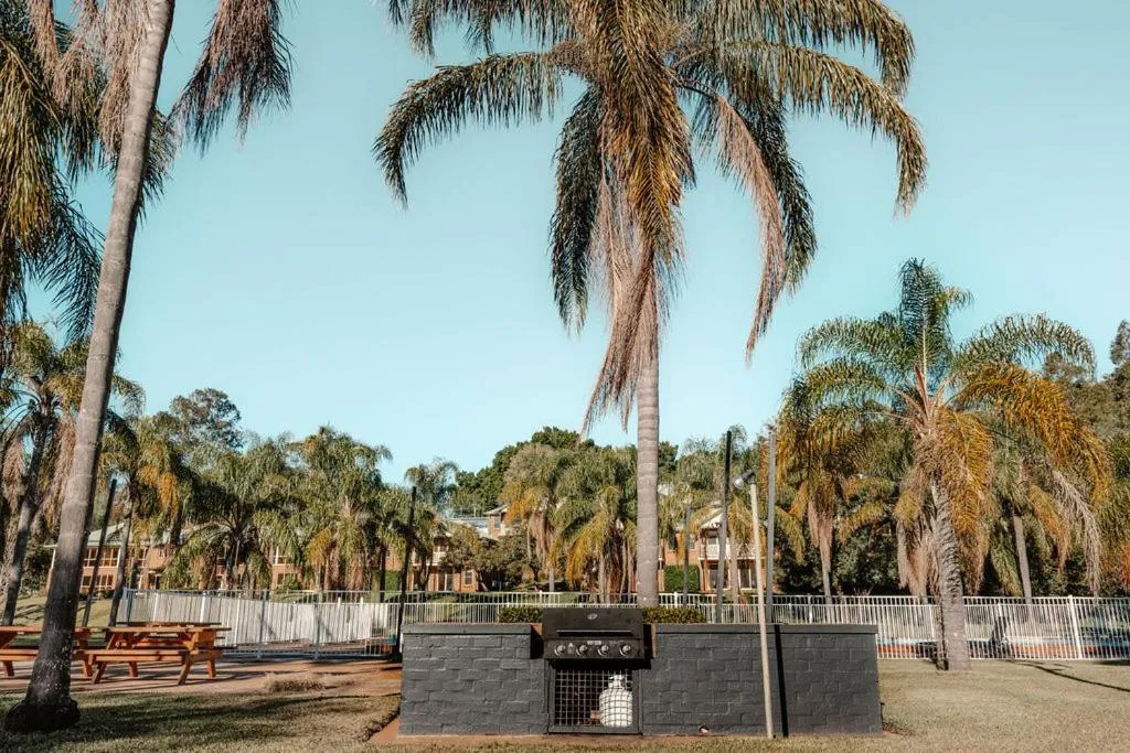 Swimming pool in Wisemans Retreat