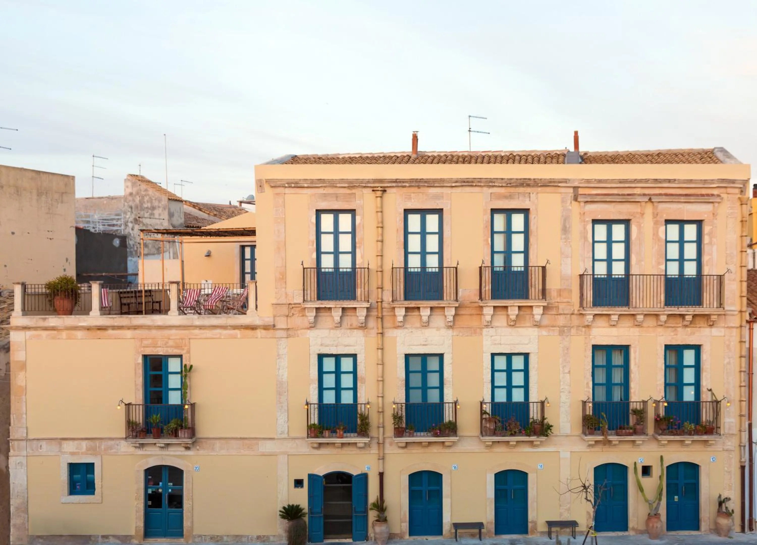 Facade/entrance in Hotel Gutkowski