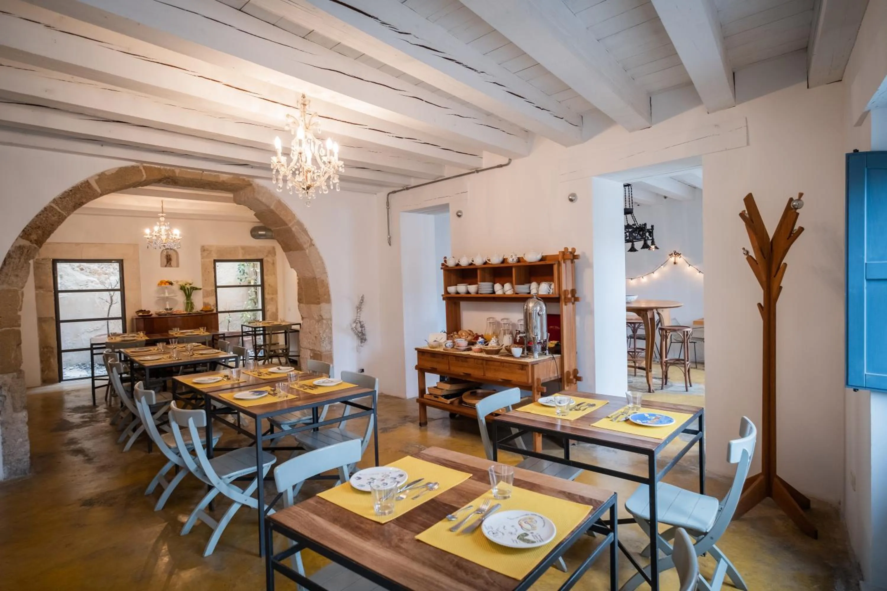 Restaurant/places to eat in Hotel Gutkowski