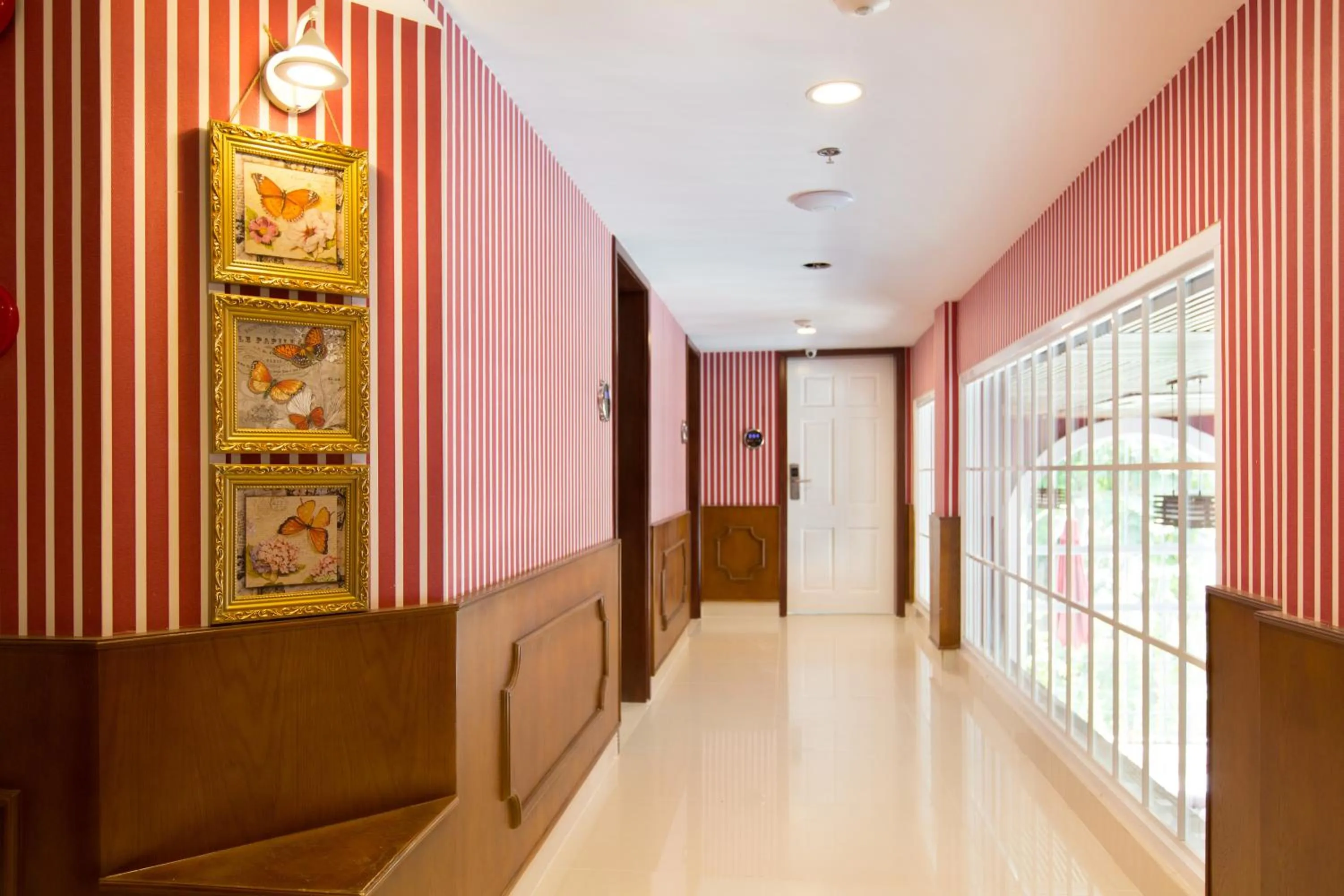 Area and facilities in Hotel L'Odéon Phu My Hung