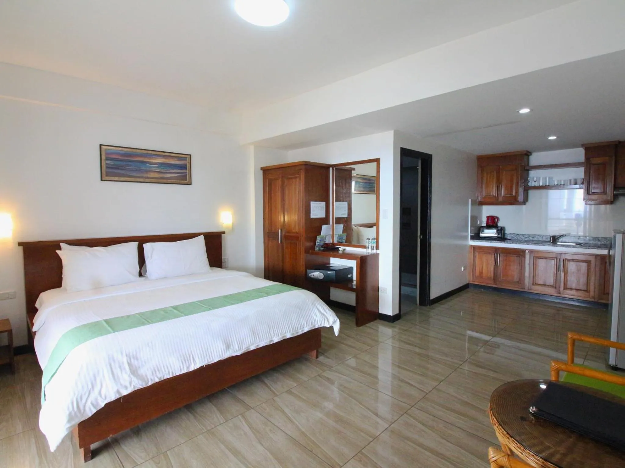 Photo of the whole room, Bed in Manarra Sea View Resort