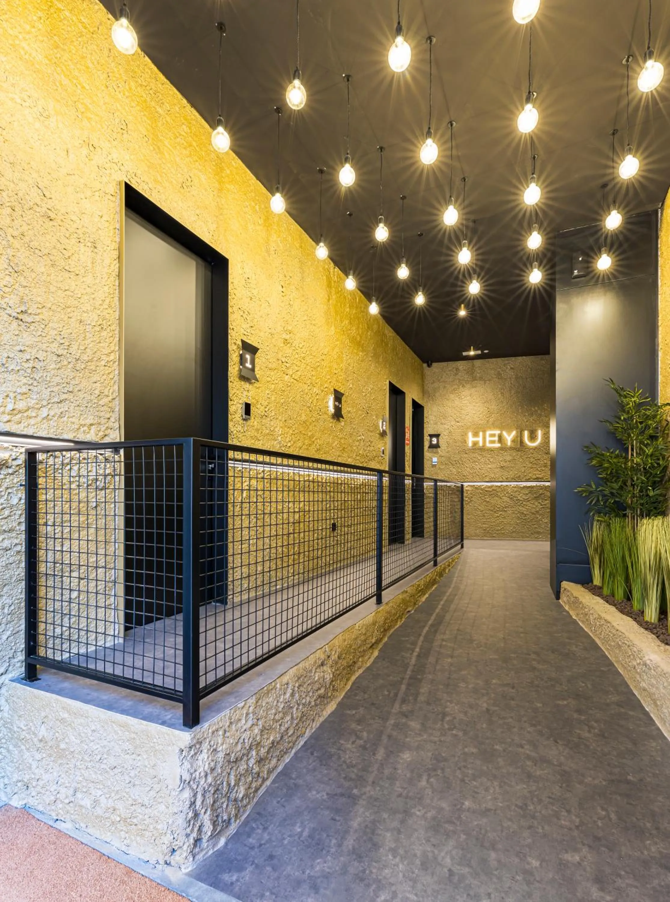 Facade/entrance in Apartamentos HEY U