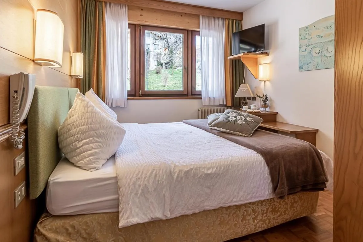 Bed in Hotel Arcobaleno