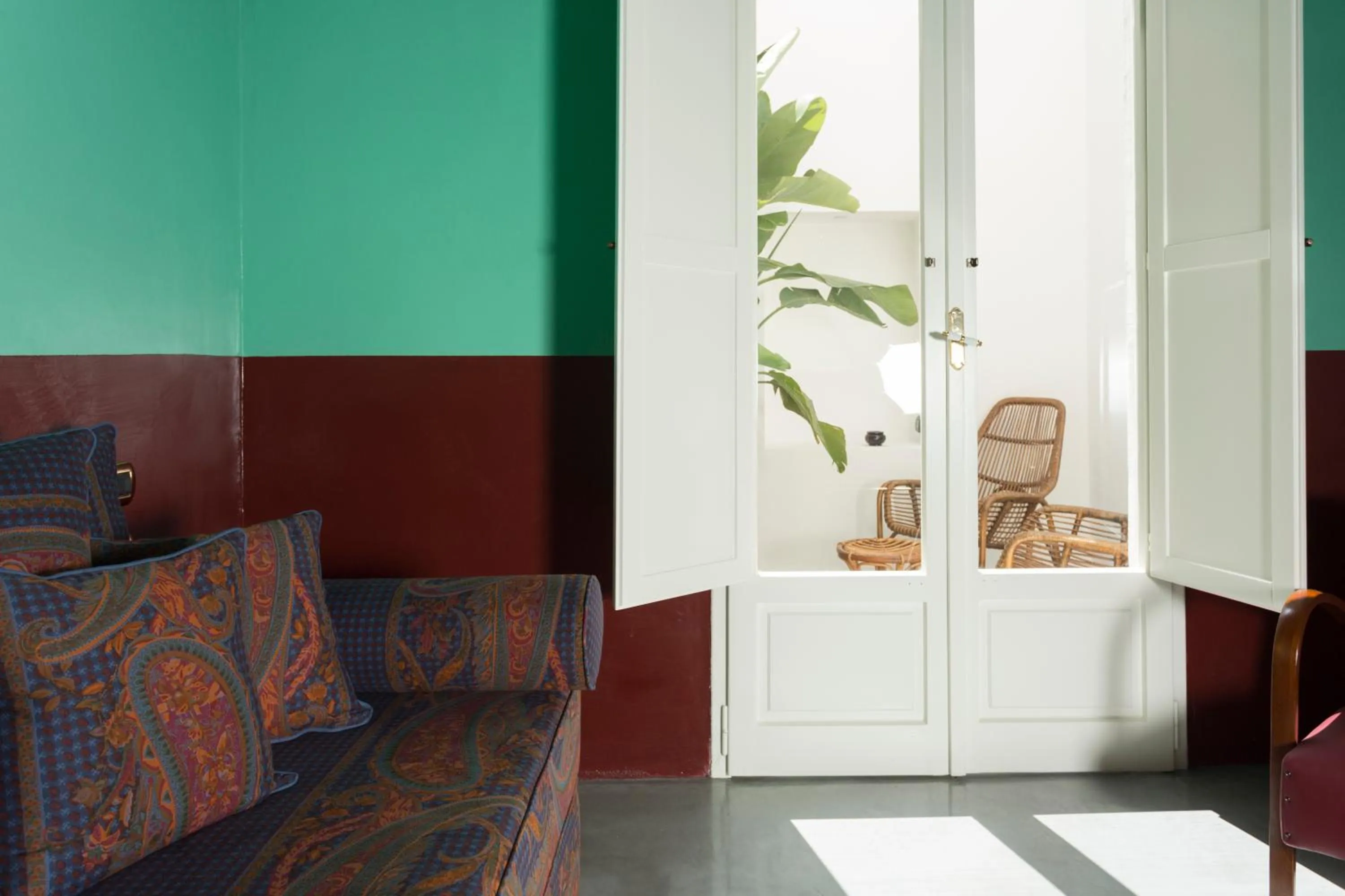 Facade/entrance in Palazzo Colombo