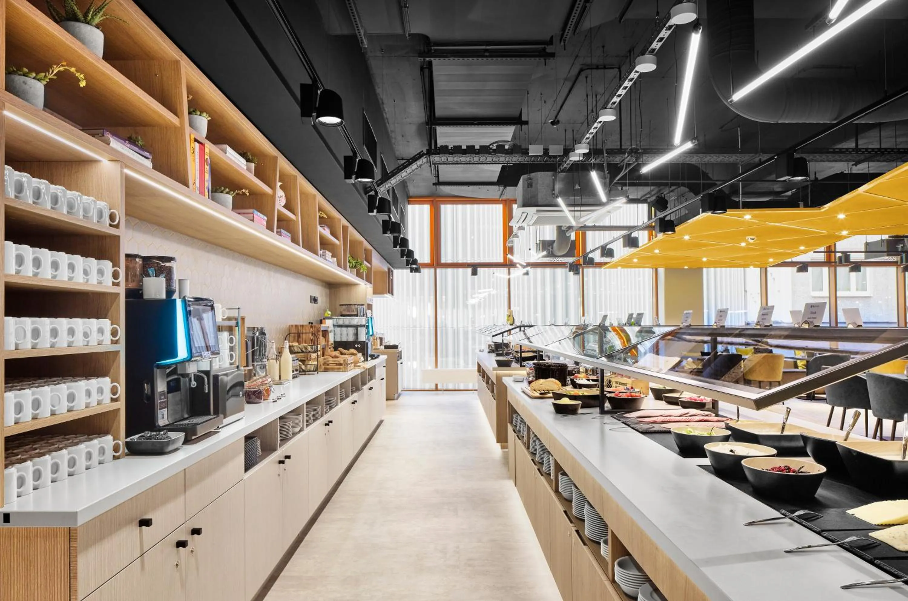 Buffet breakfast in H2 Hotel Erfurt