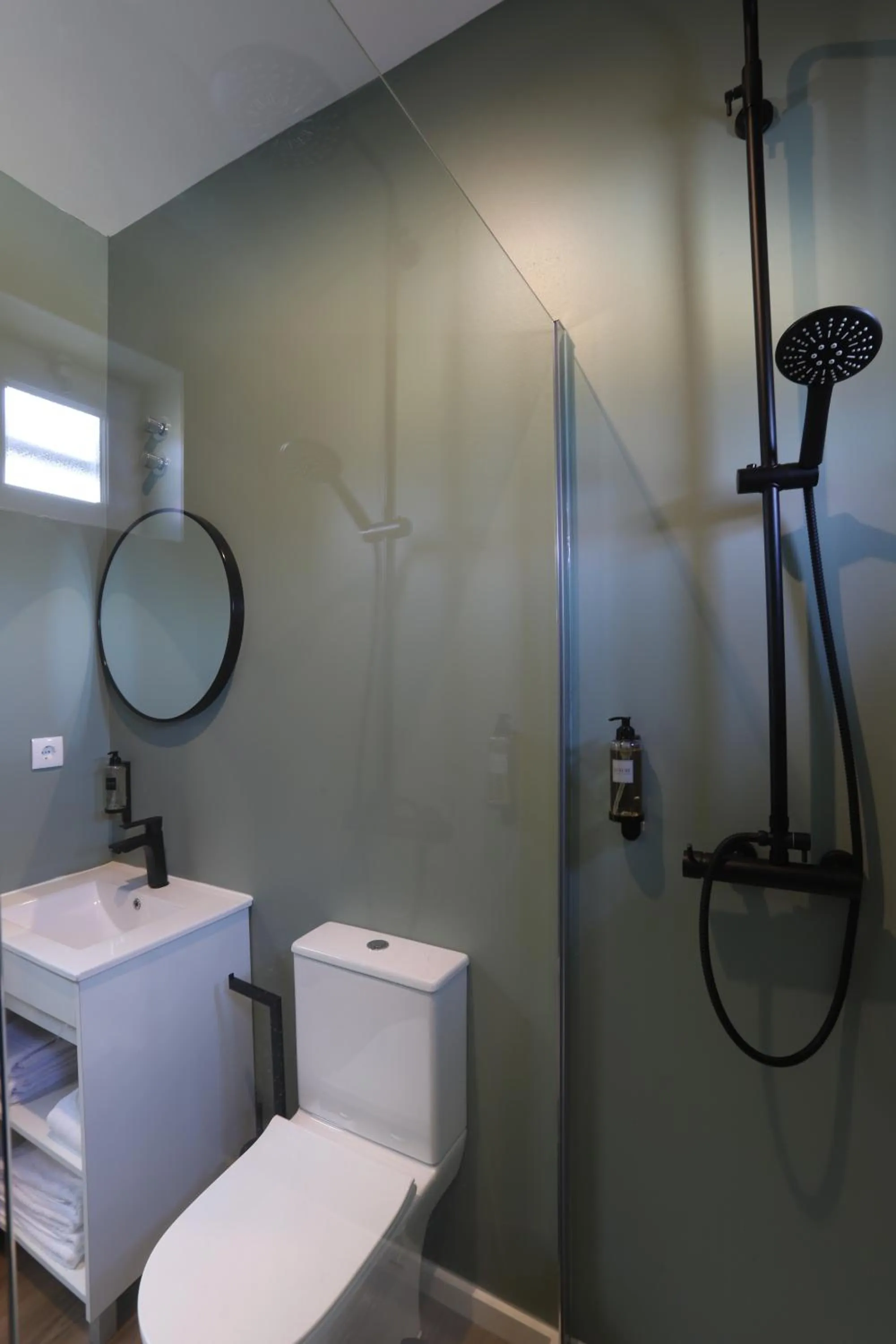 Bathroom in Albufeira Lounge Hotel