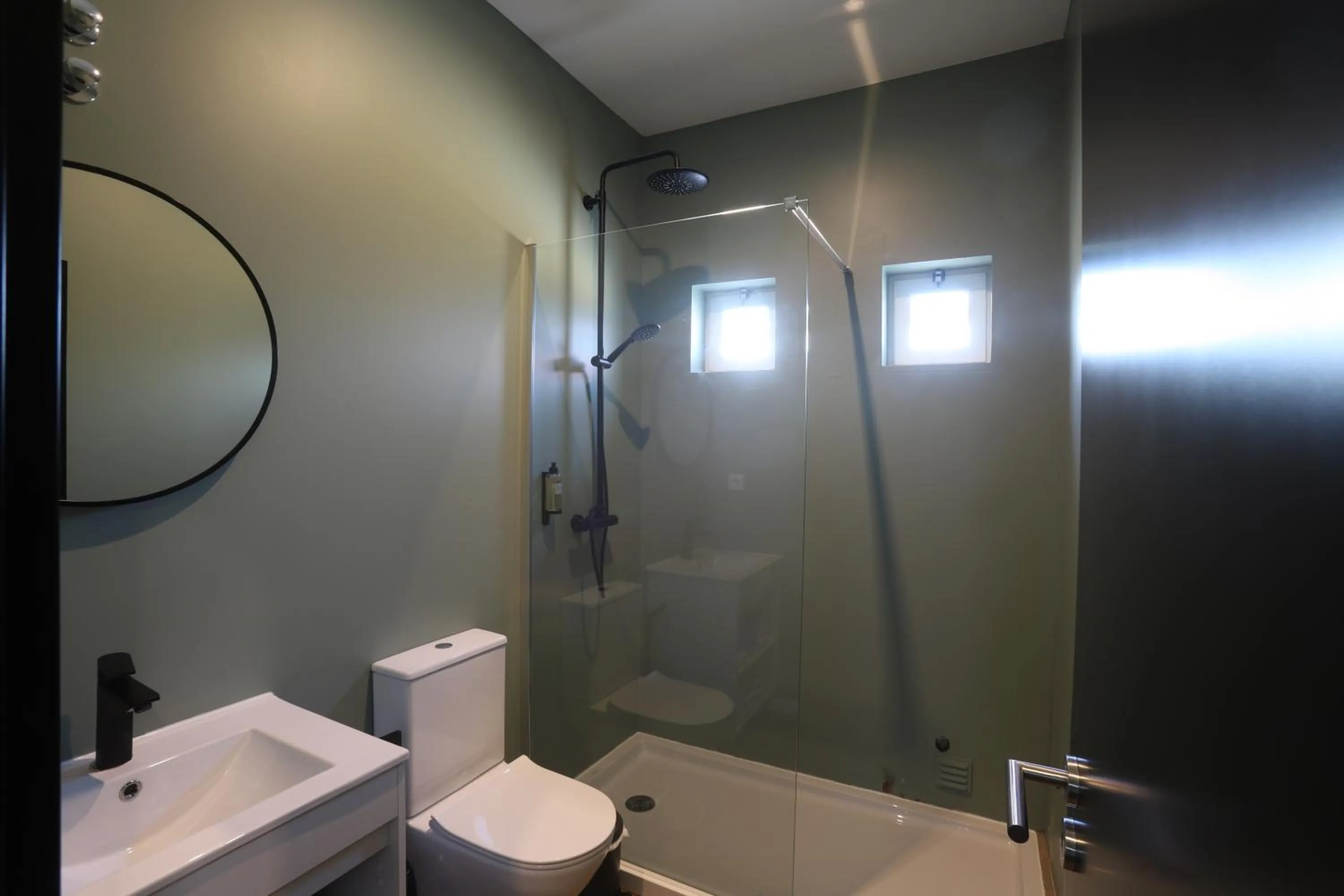 Toilet in Albufeira Lounge Hotel