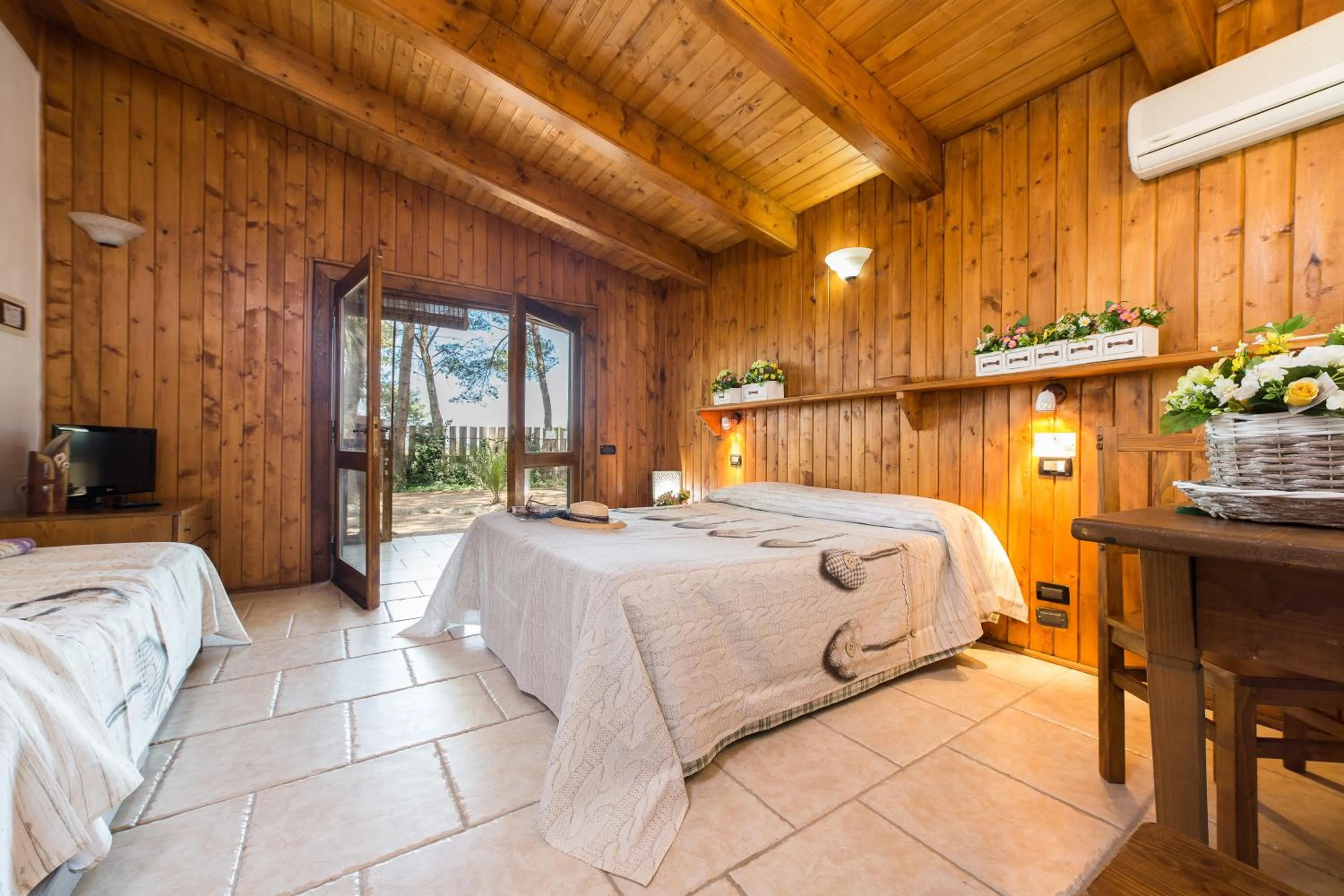 Photo of the whole room, Bed in Tenuta del Barco WineRestaurant and Hospitality