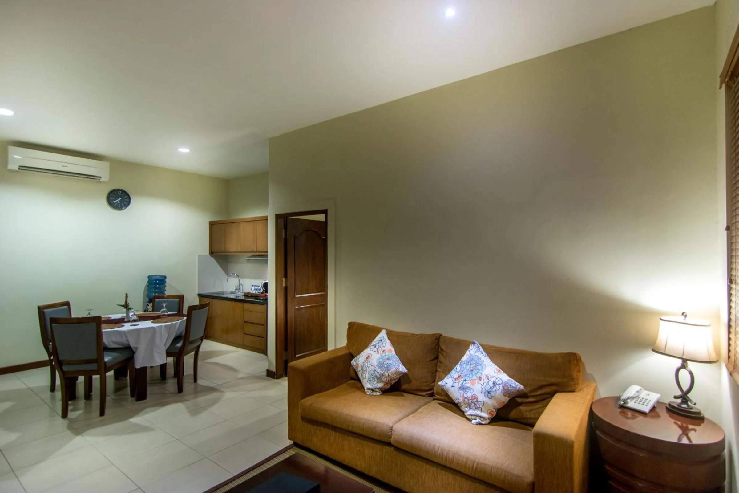 Seating area in Seminyak Square Hotel And Villas