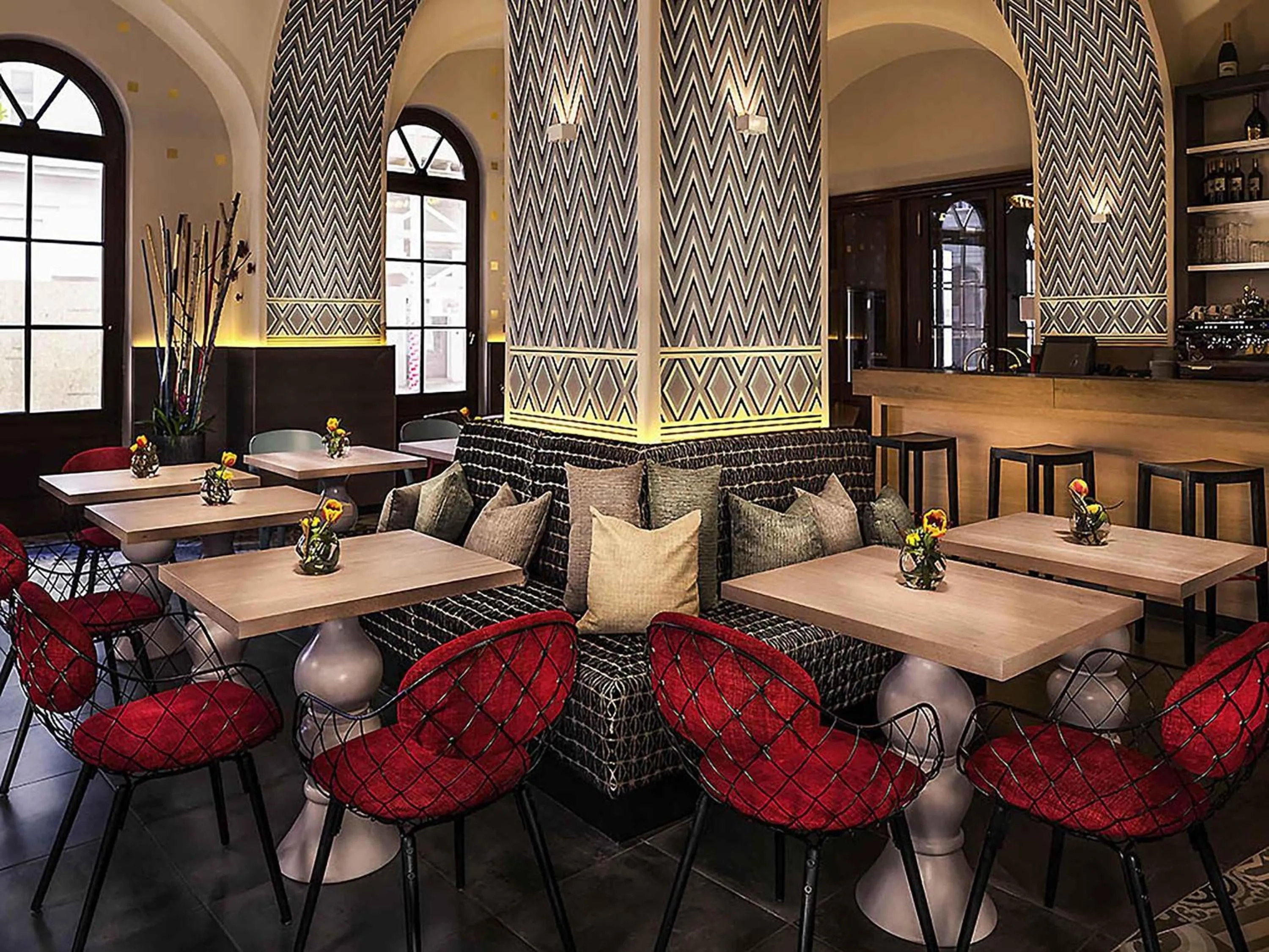 Restaurant/places to eat in Mercure Vienna First