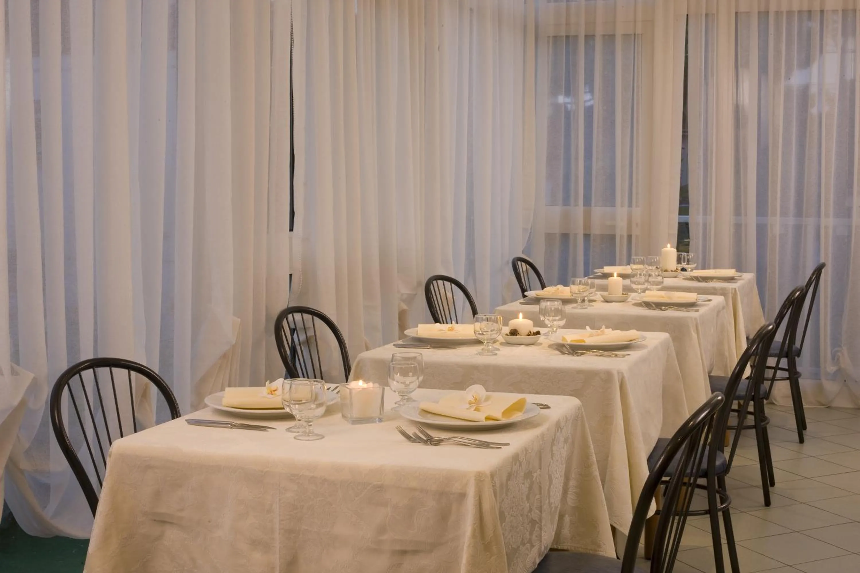 Restaurant/places to eat in Hotel Consuelo