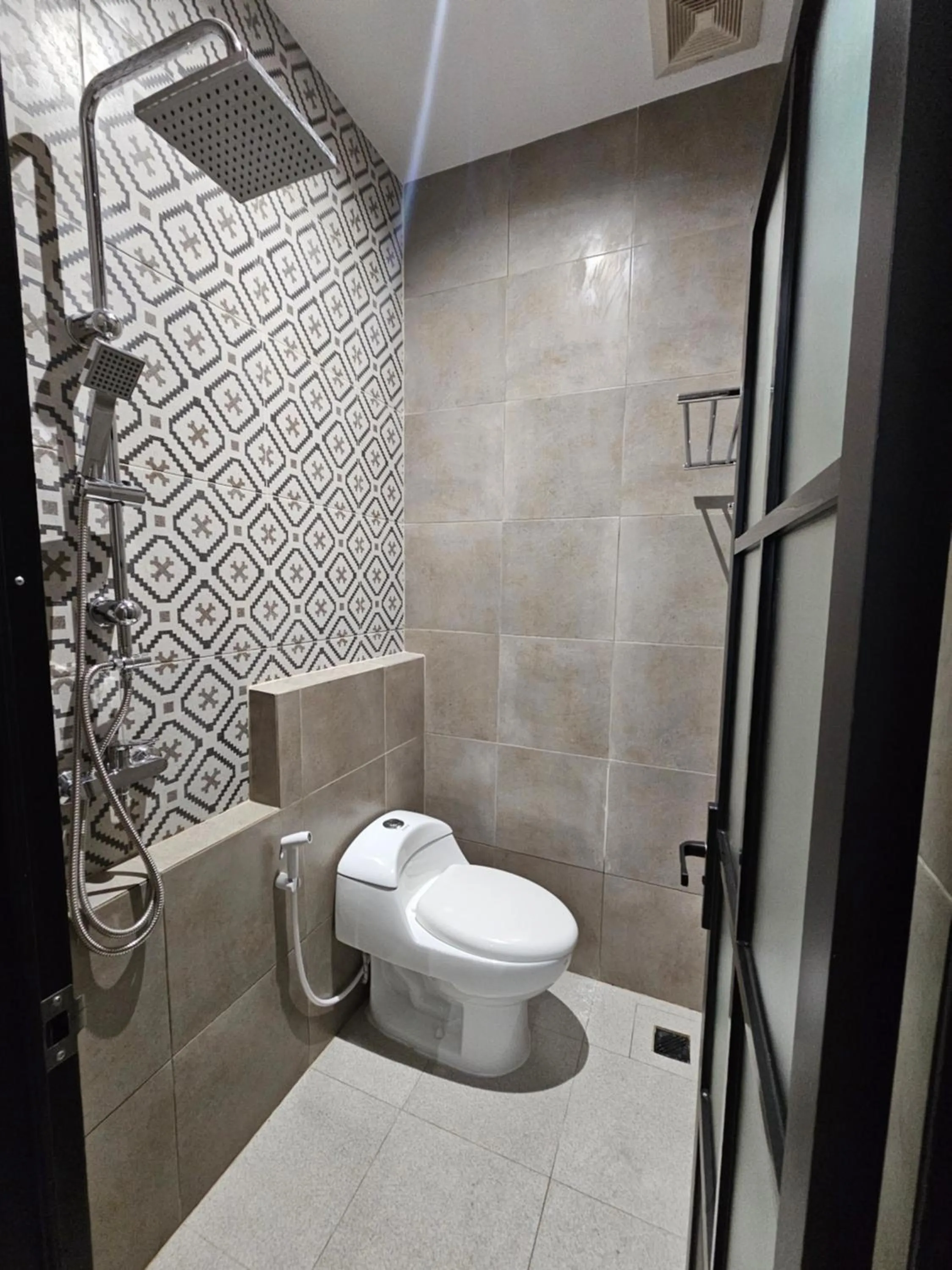 Shower in Mulyadi Suites Cianjur