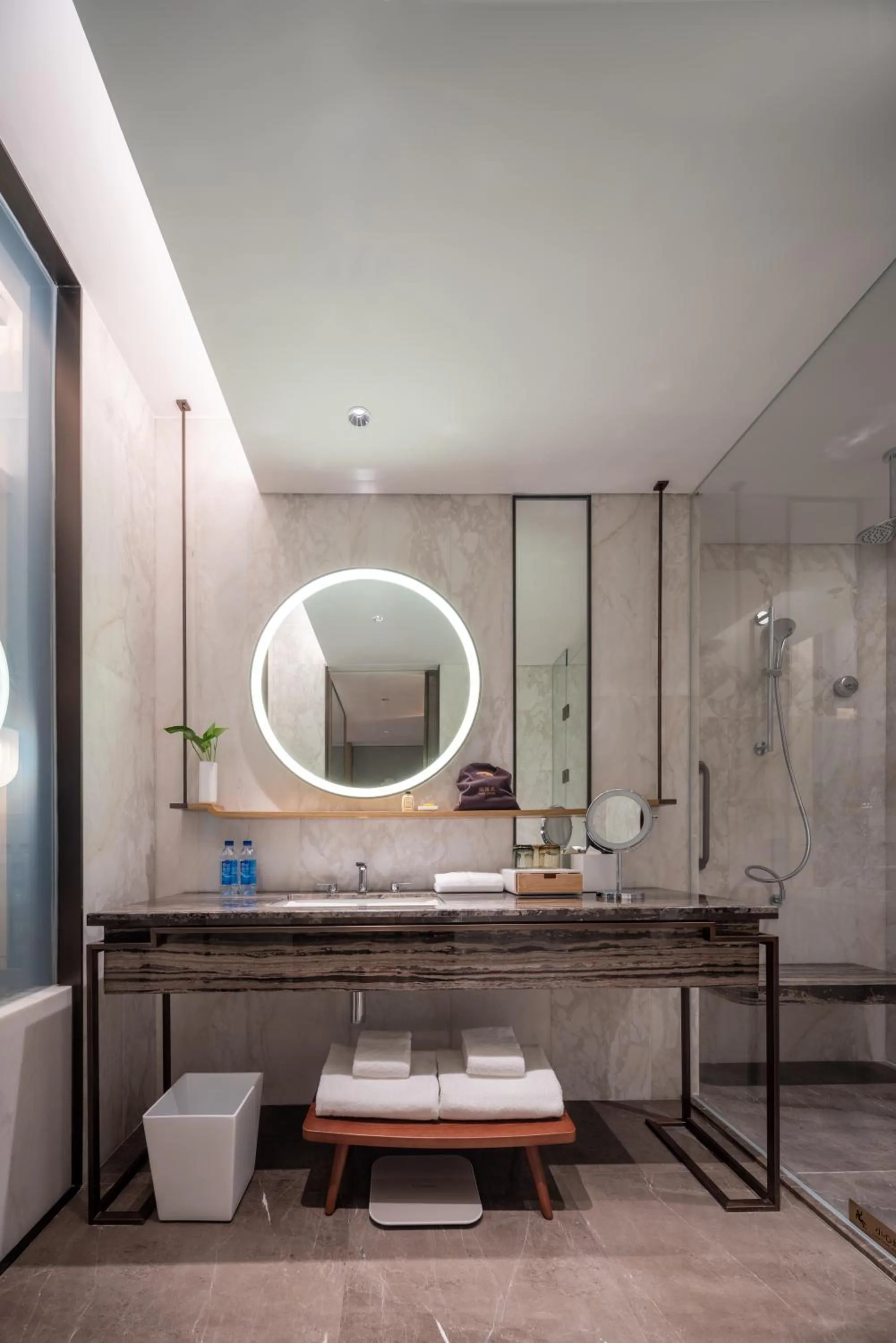 Tianfu Joyhub Air Hotel