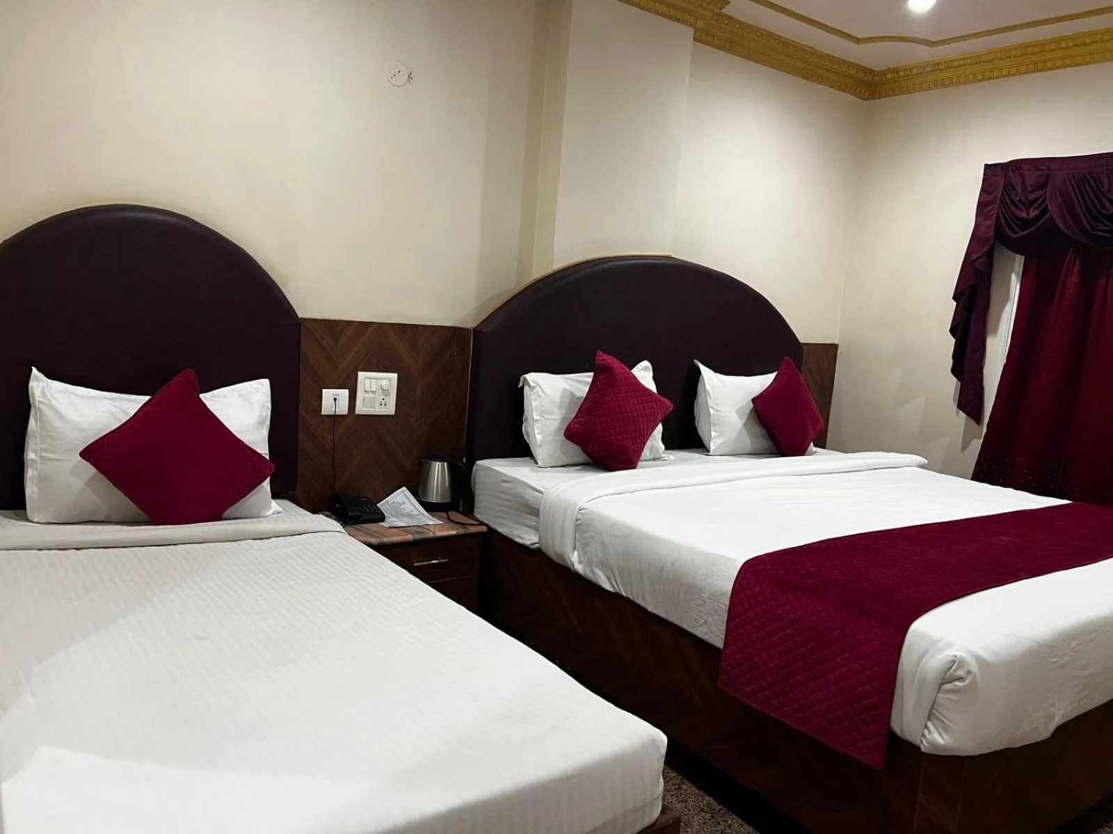 Hotel I K London Residency