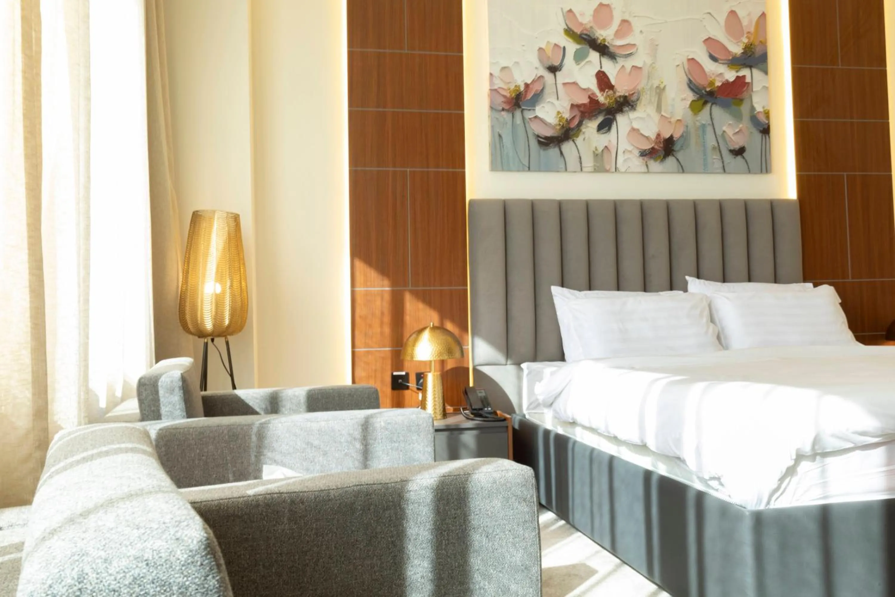 Bedroom, Bed in Park Avenues Hotel