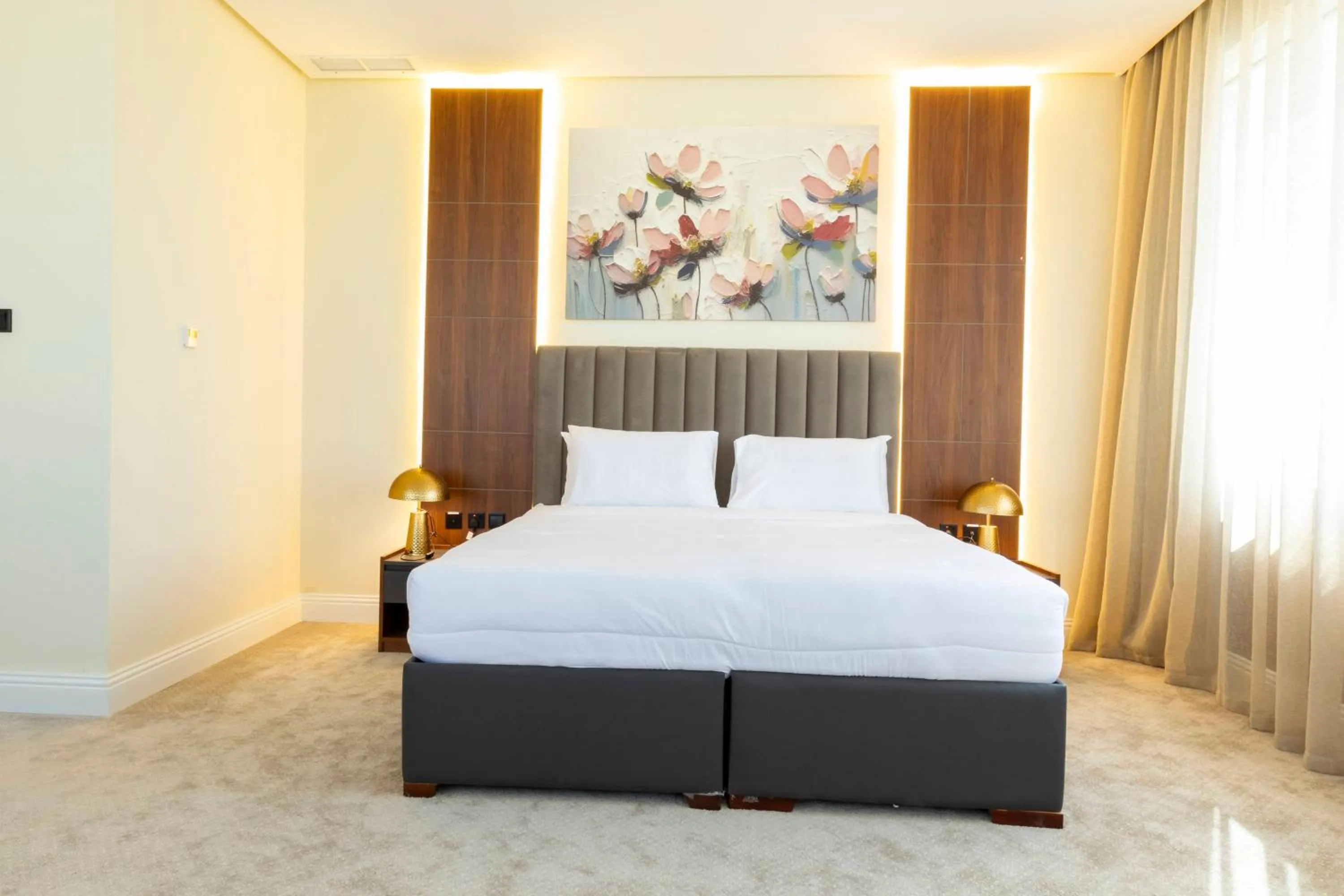 Bedroom, Bed in Park Avenues Hotel