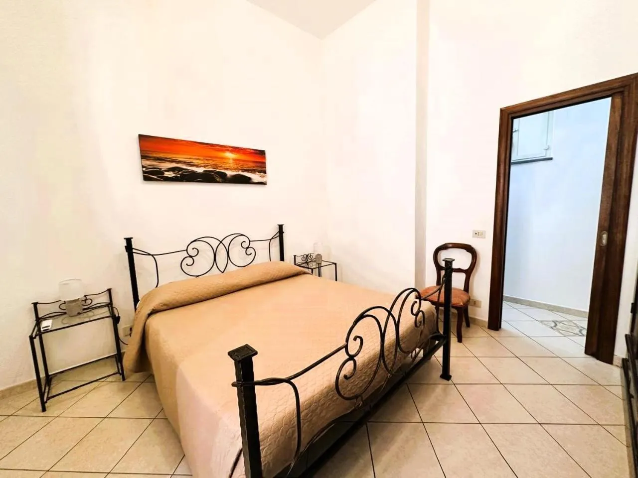 Bedroom, Bed in Malvasia 70