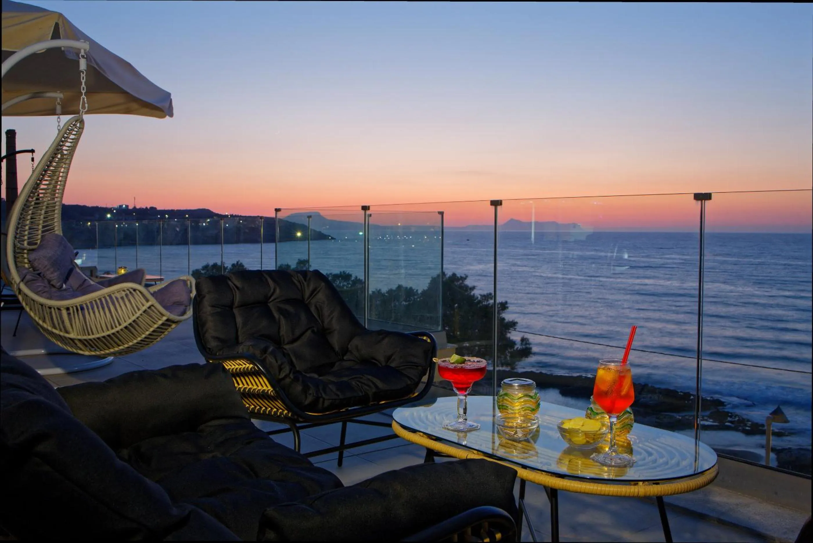 Food and drinks in Archipelagos Hotel