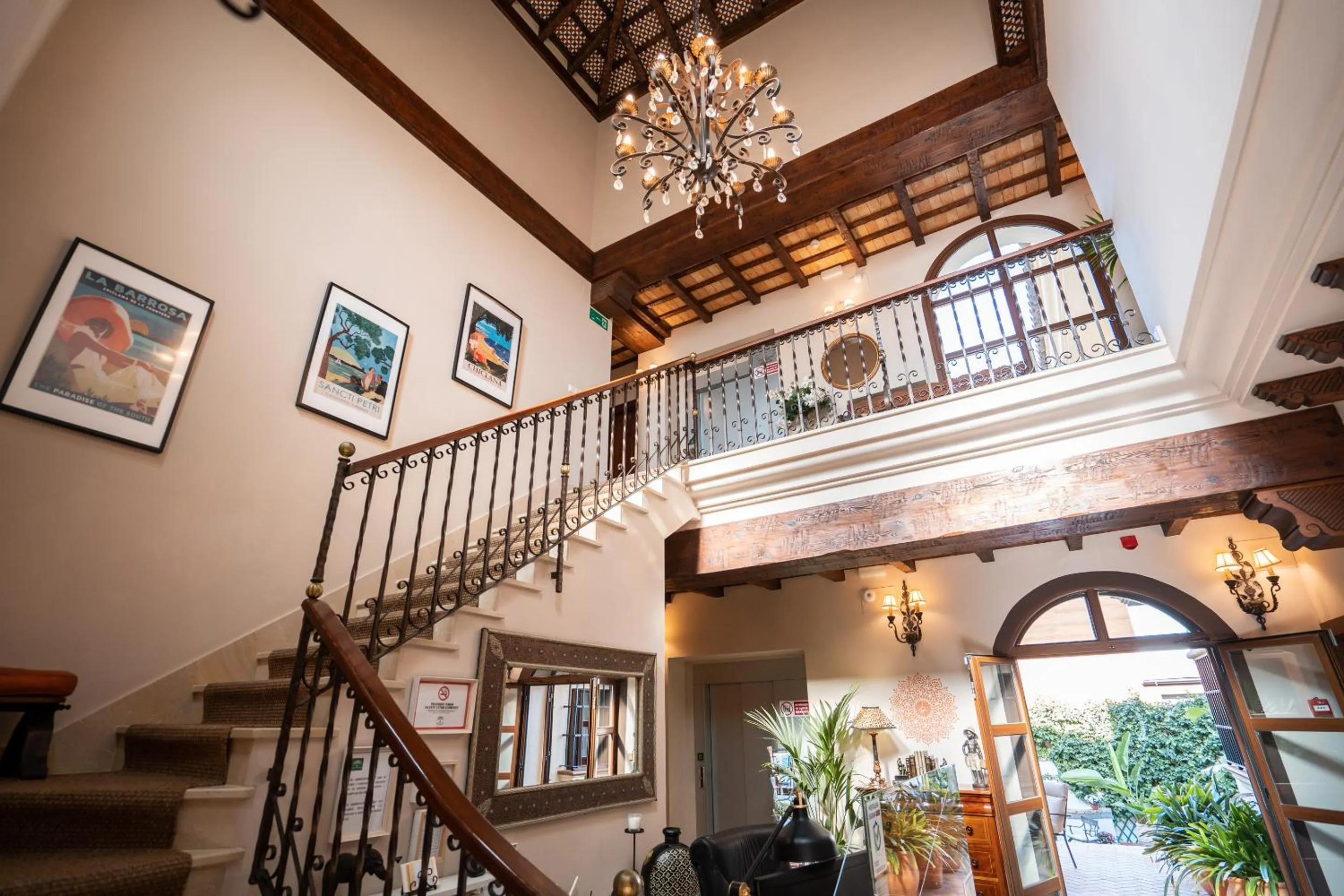 Property building in Hotel Azalea Playa