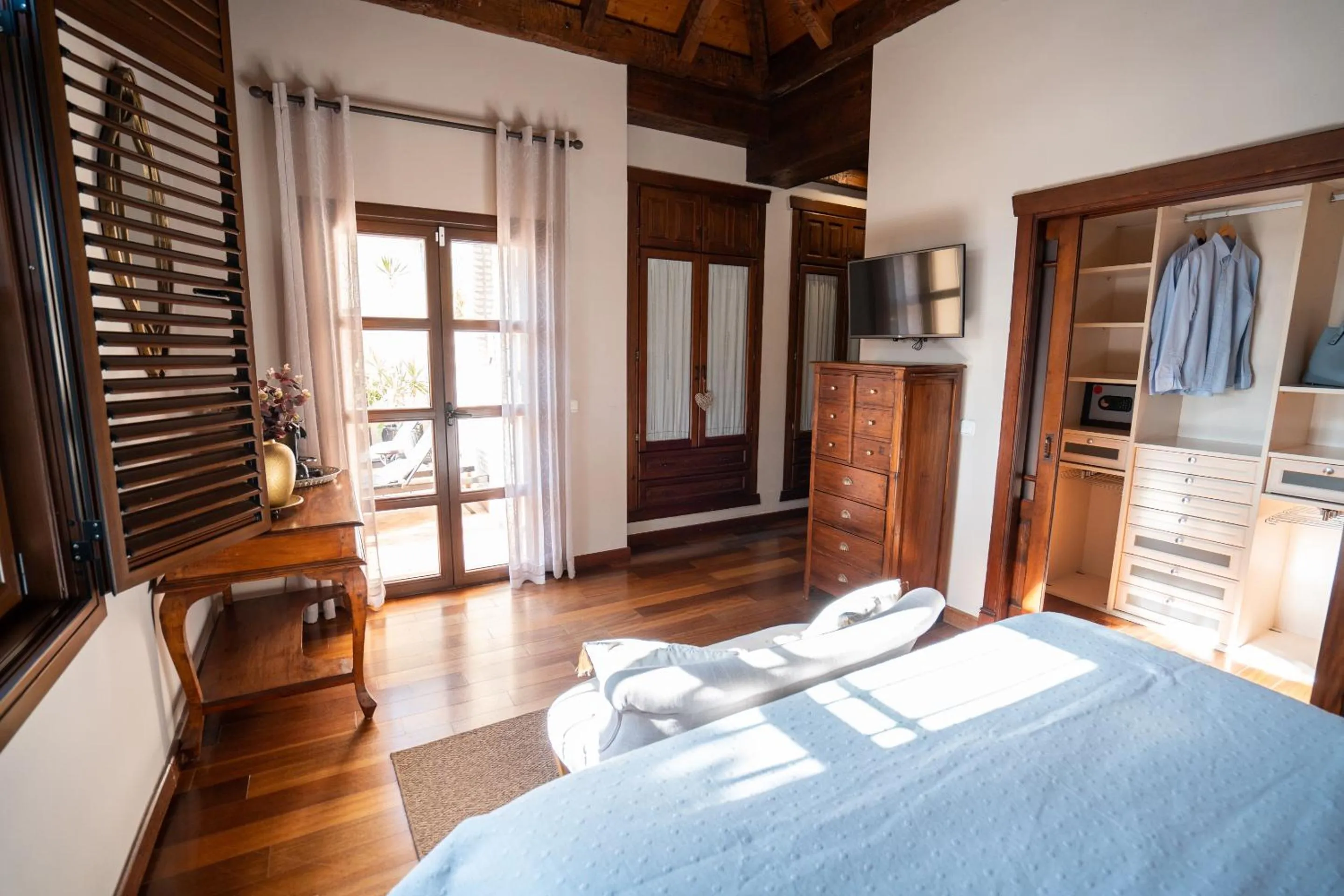 Bed in Hotel Azalea Playa