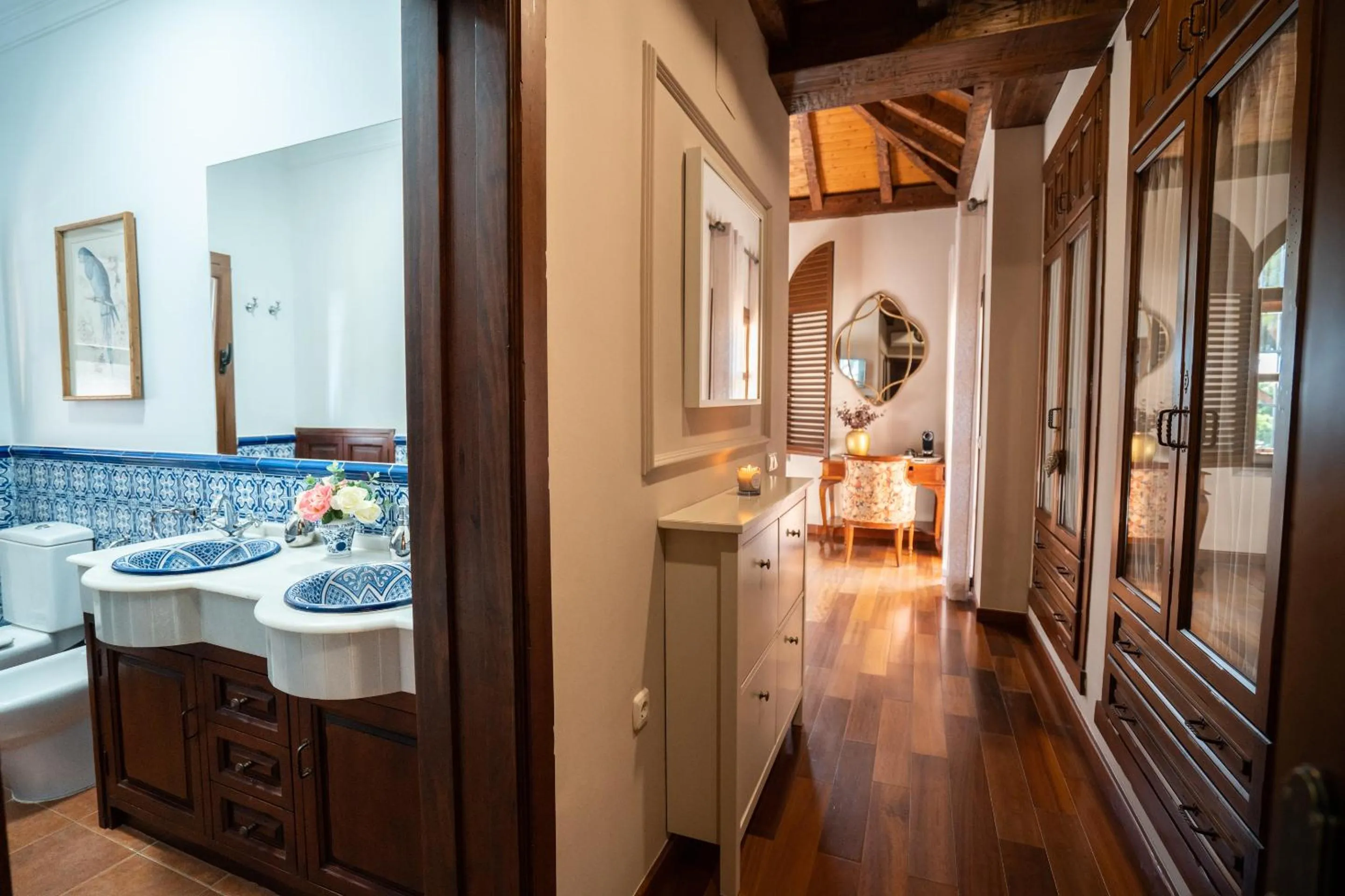 Shower in Hotel Azalea Playa